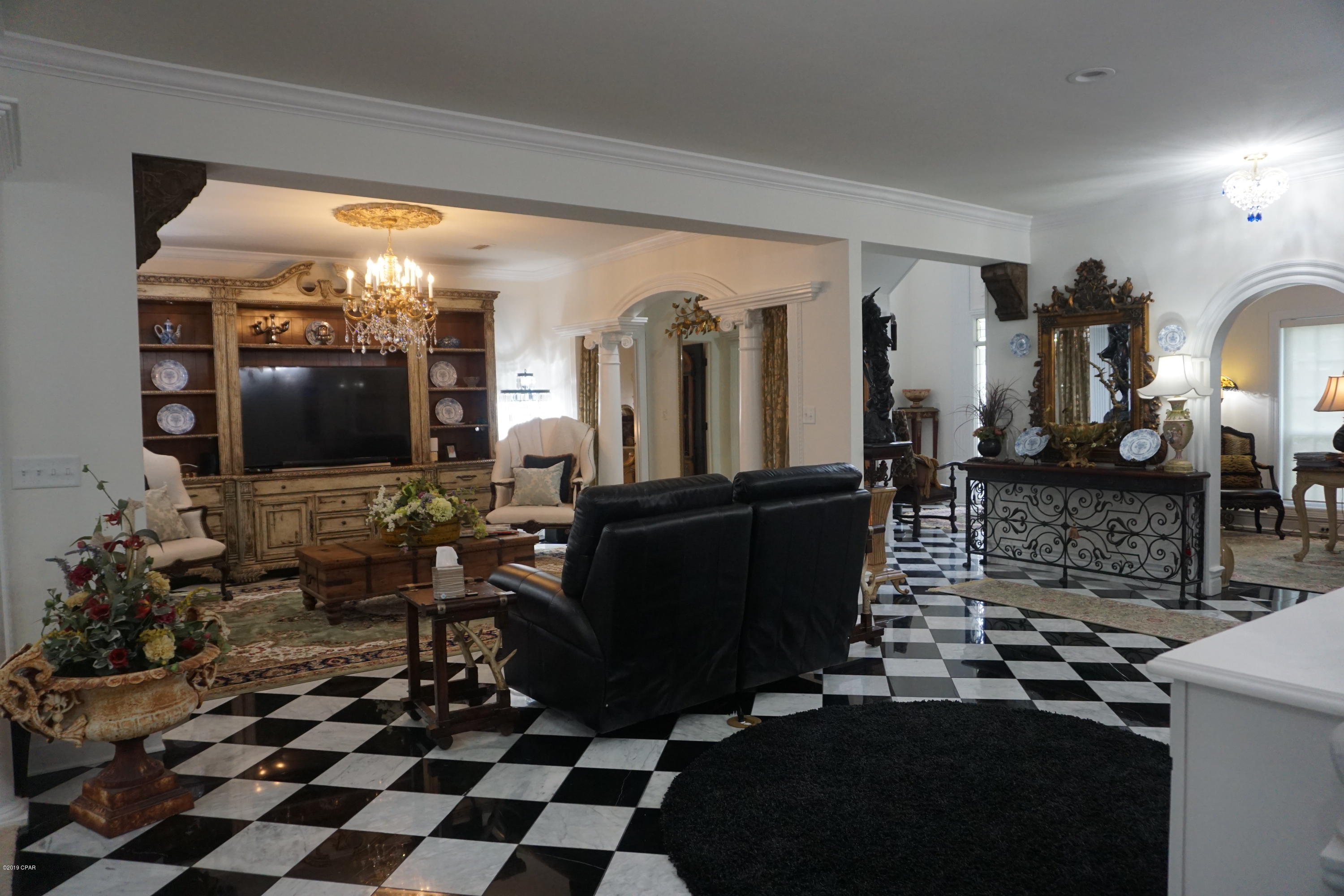 North Oaks - Residential