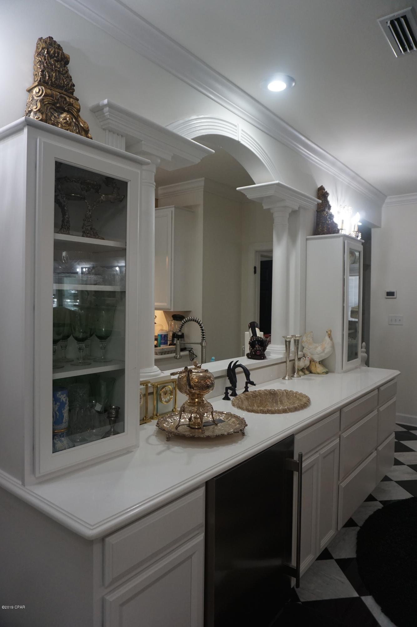 North Oaks - Residential