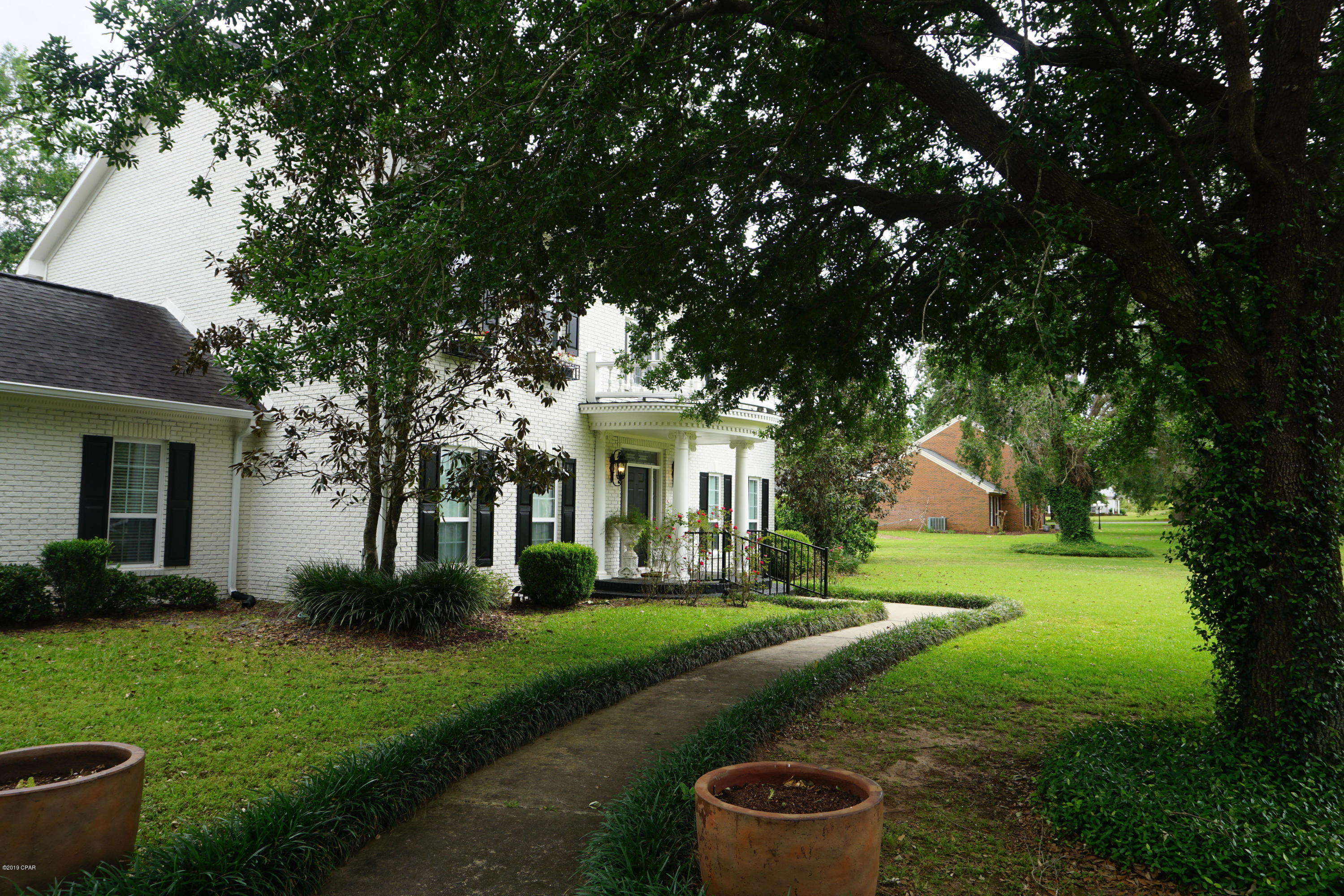 North Oaks - Residential