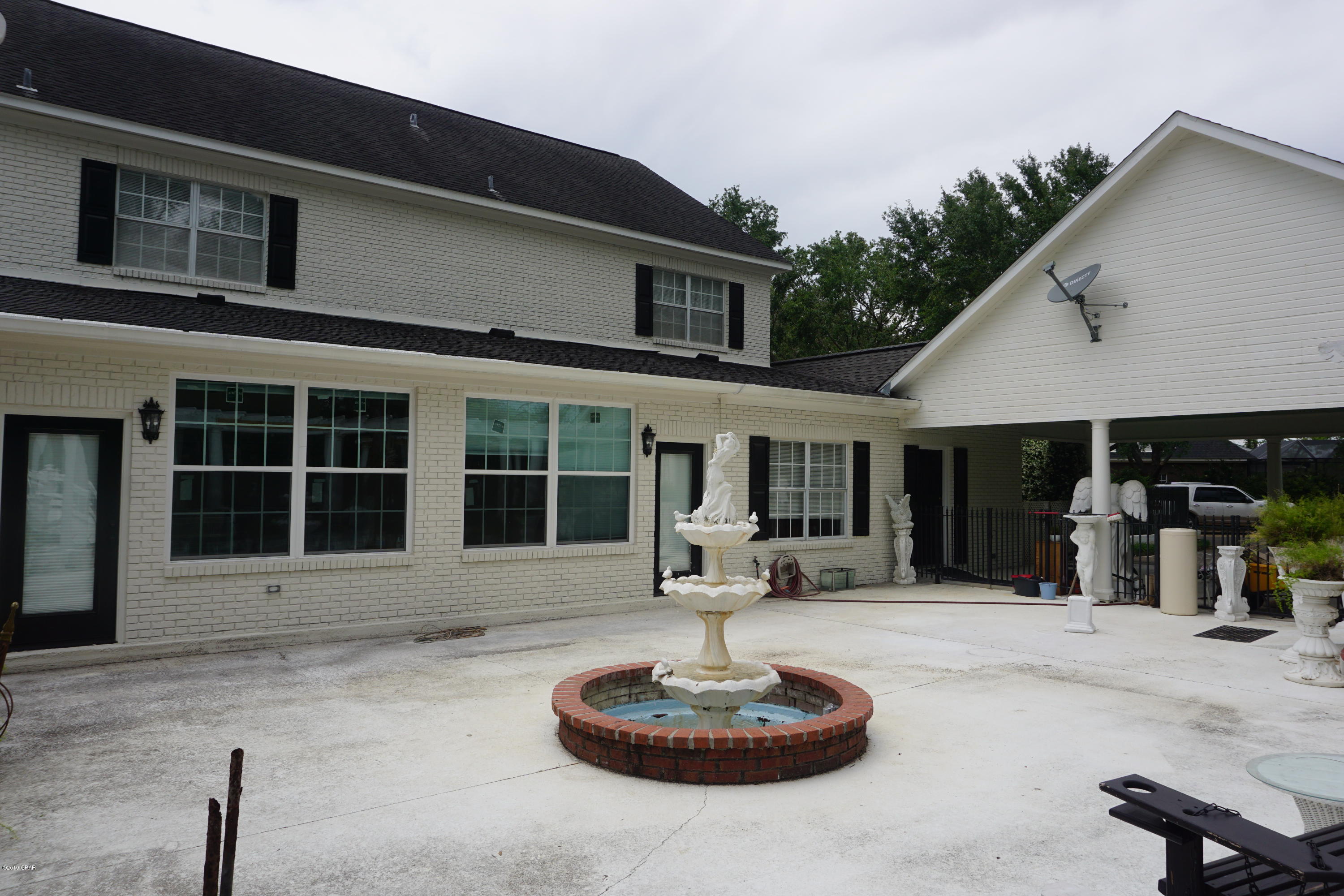 North Oaks - Residential