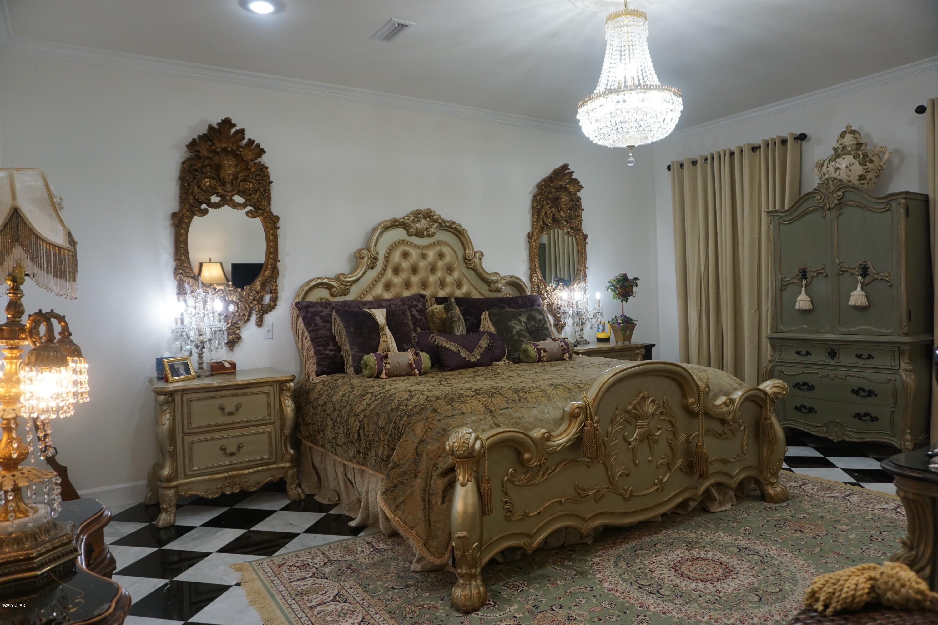 North Oaks - Residential