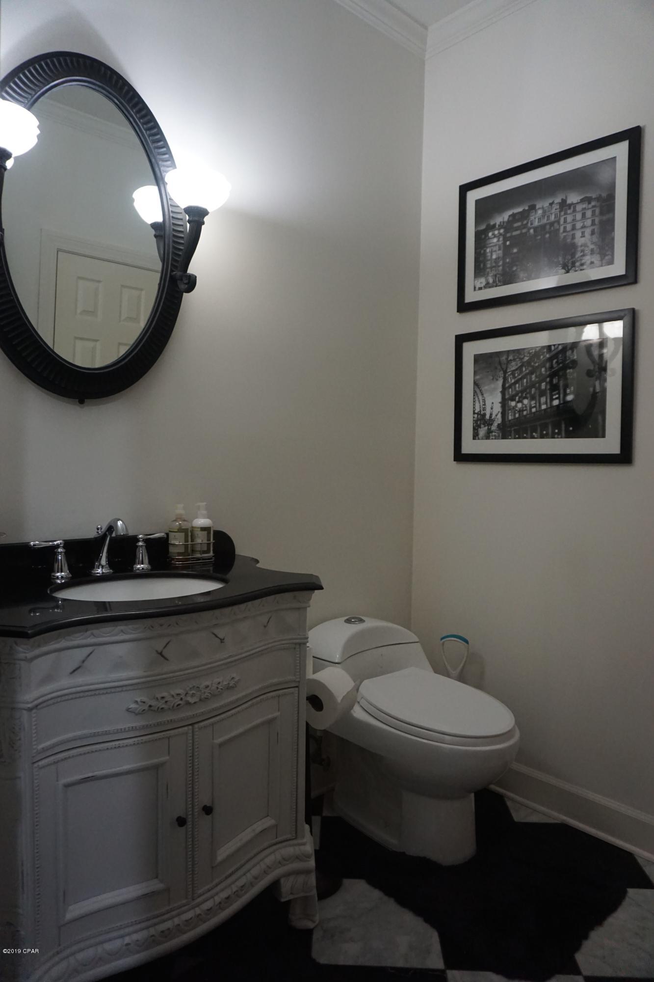 North Oaks - Residential