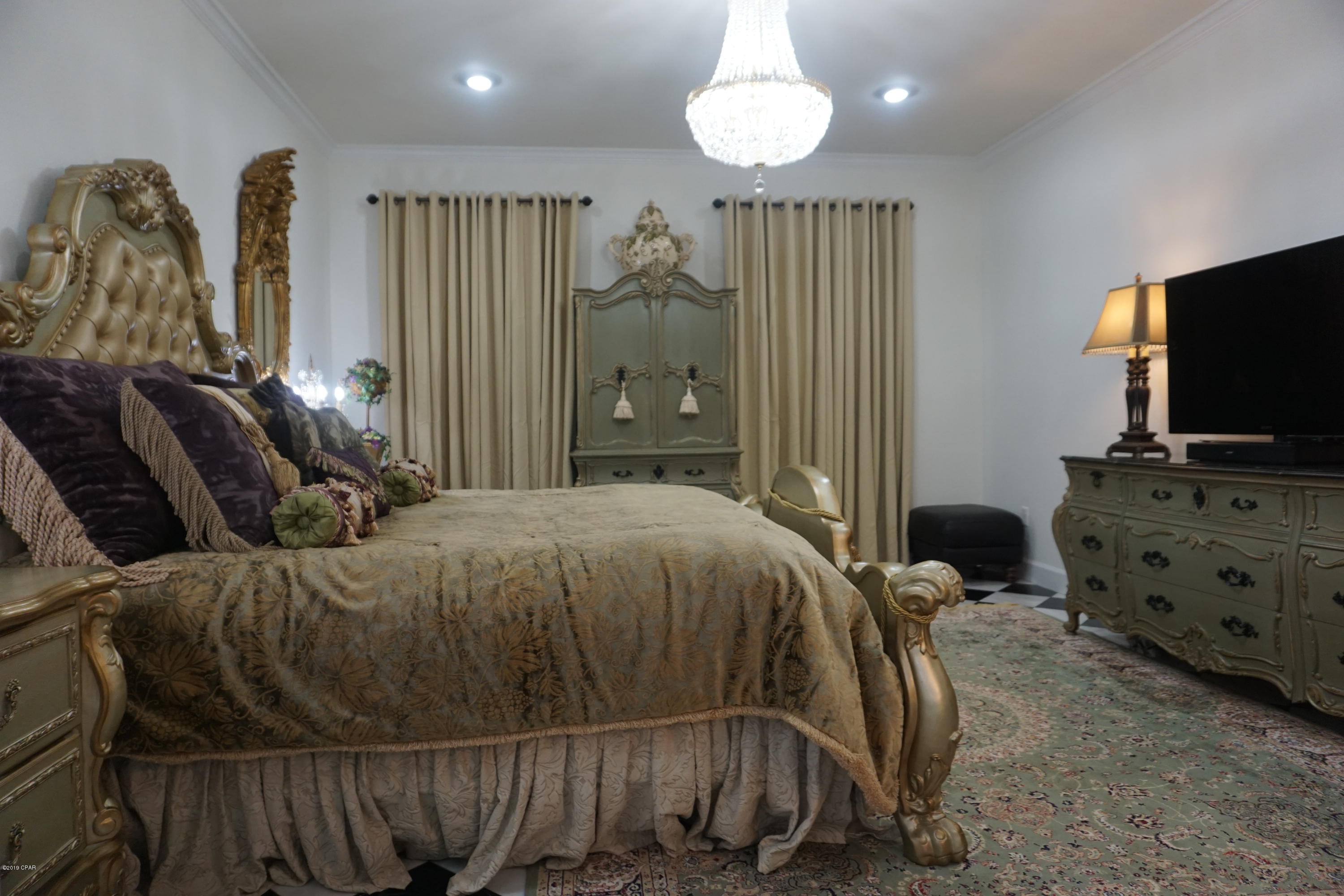 North Oaks - Residential