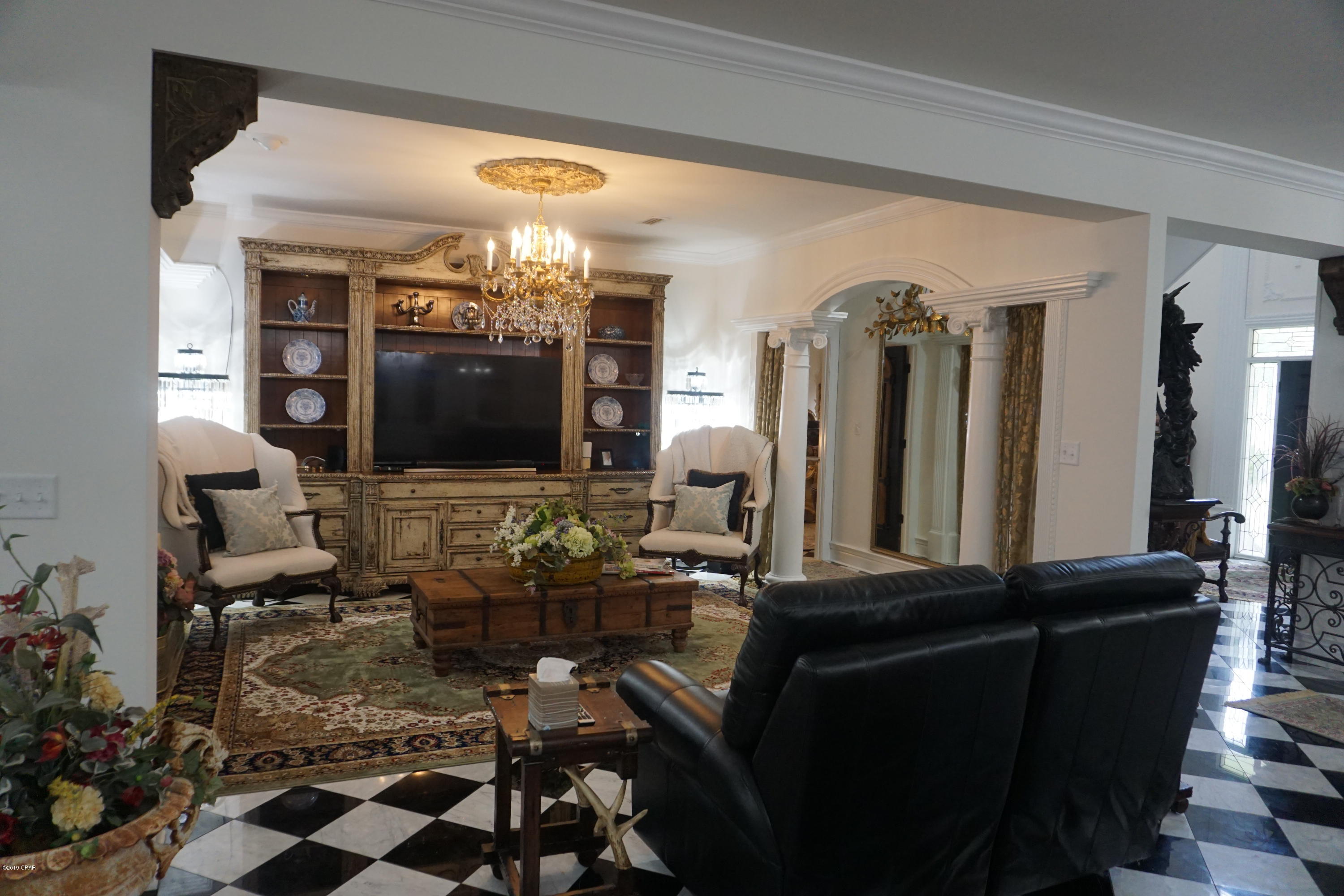 North Oaks - Residential