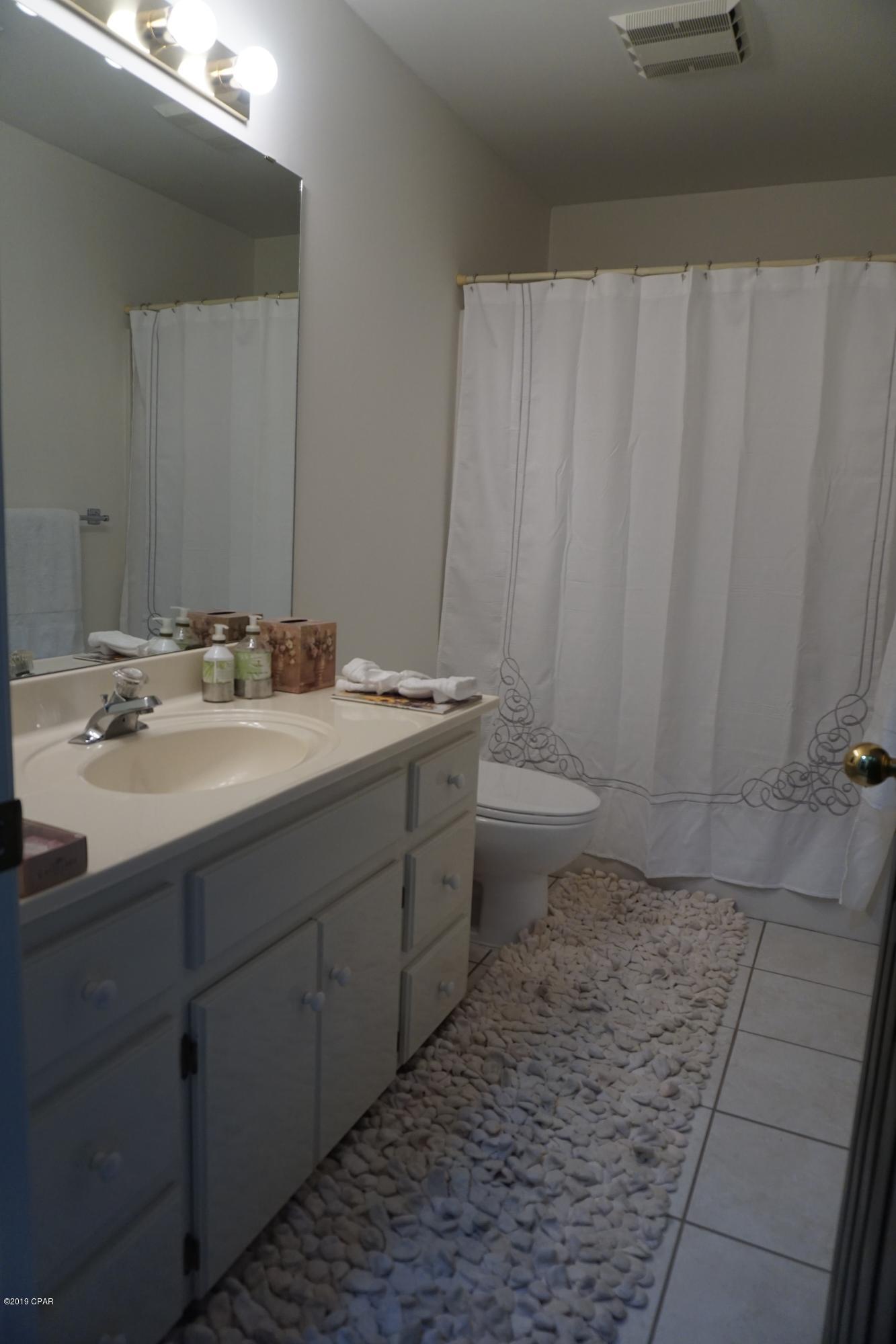 North Oaks - Residential