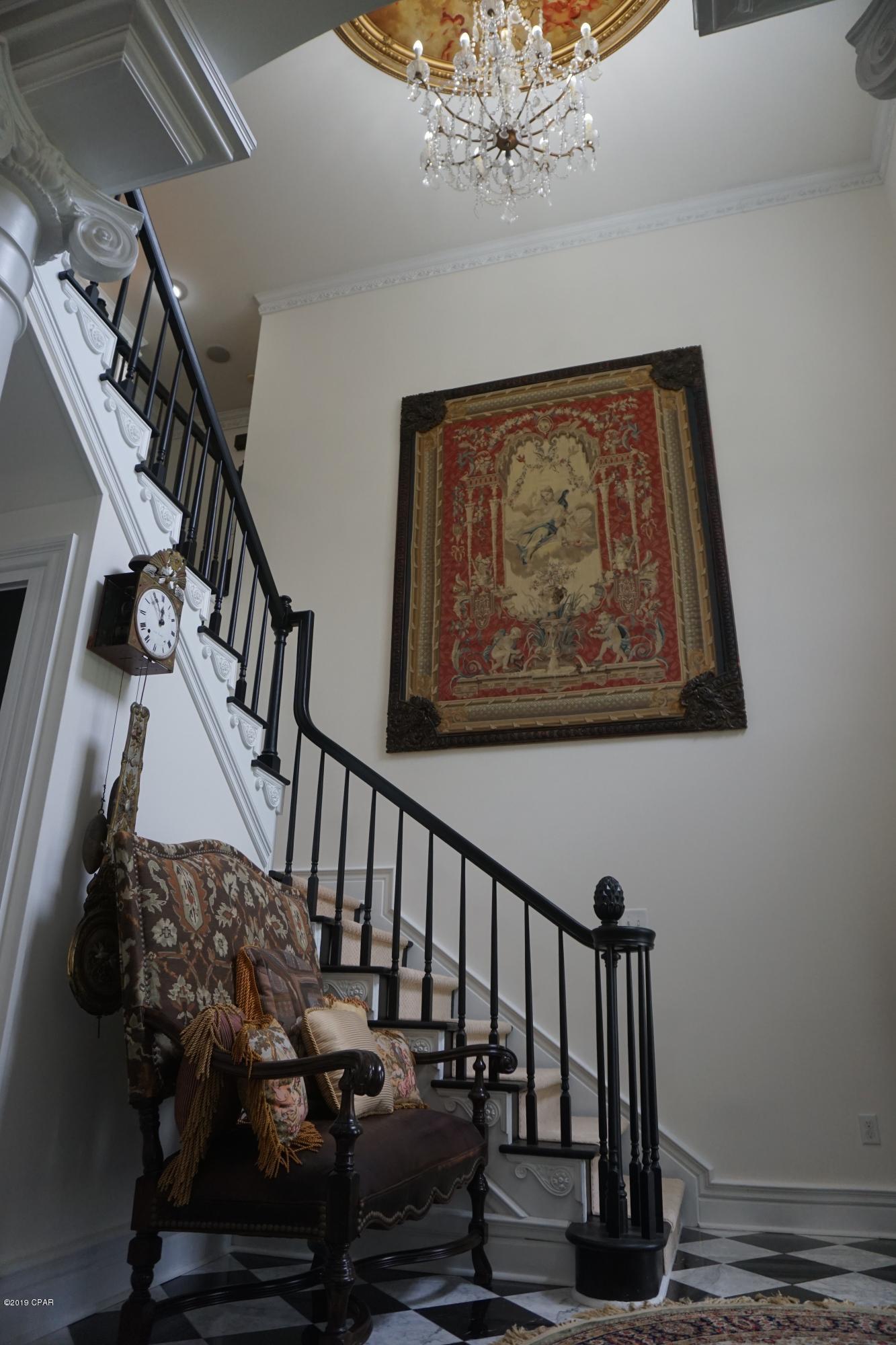 North Oaks - Residential