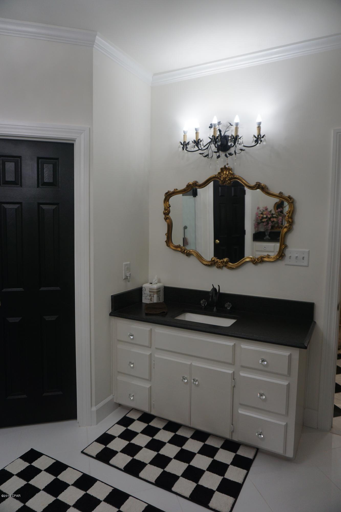 North Oaks - Residential