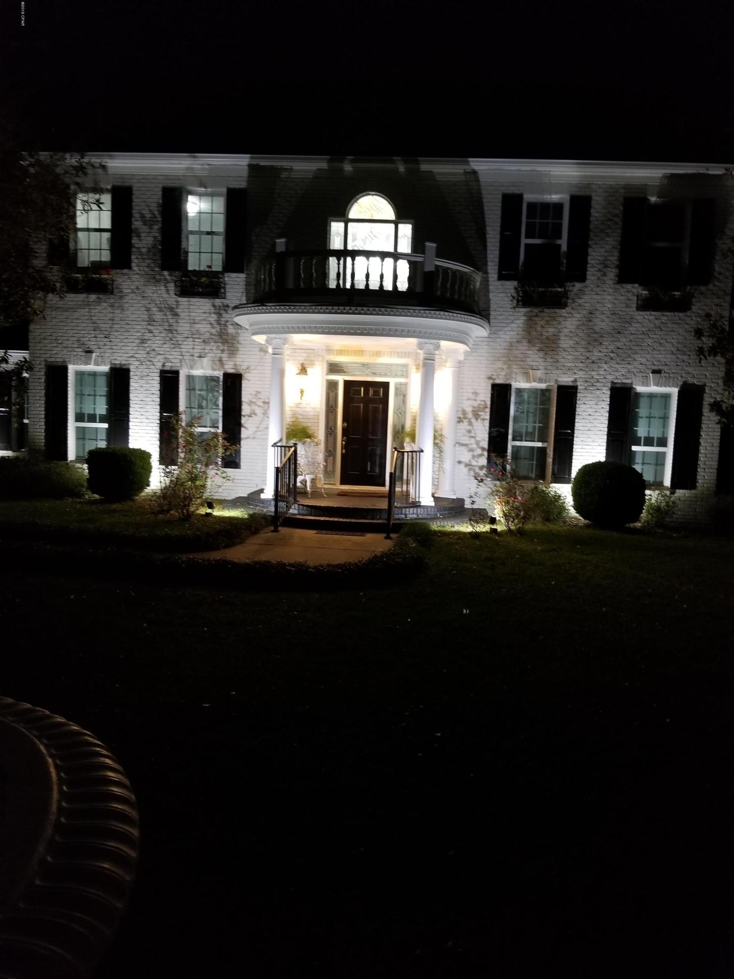 North Oaks - Residential