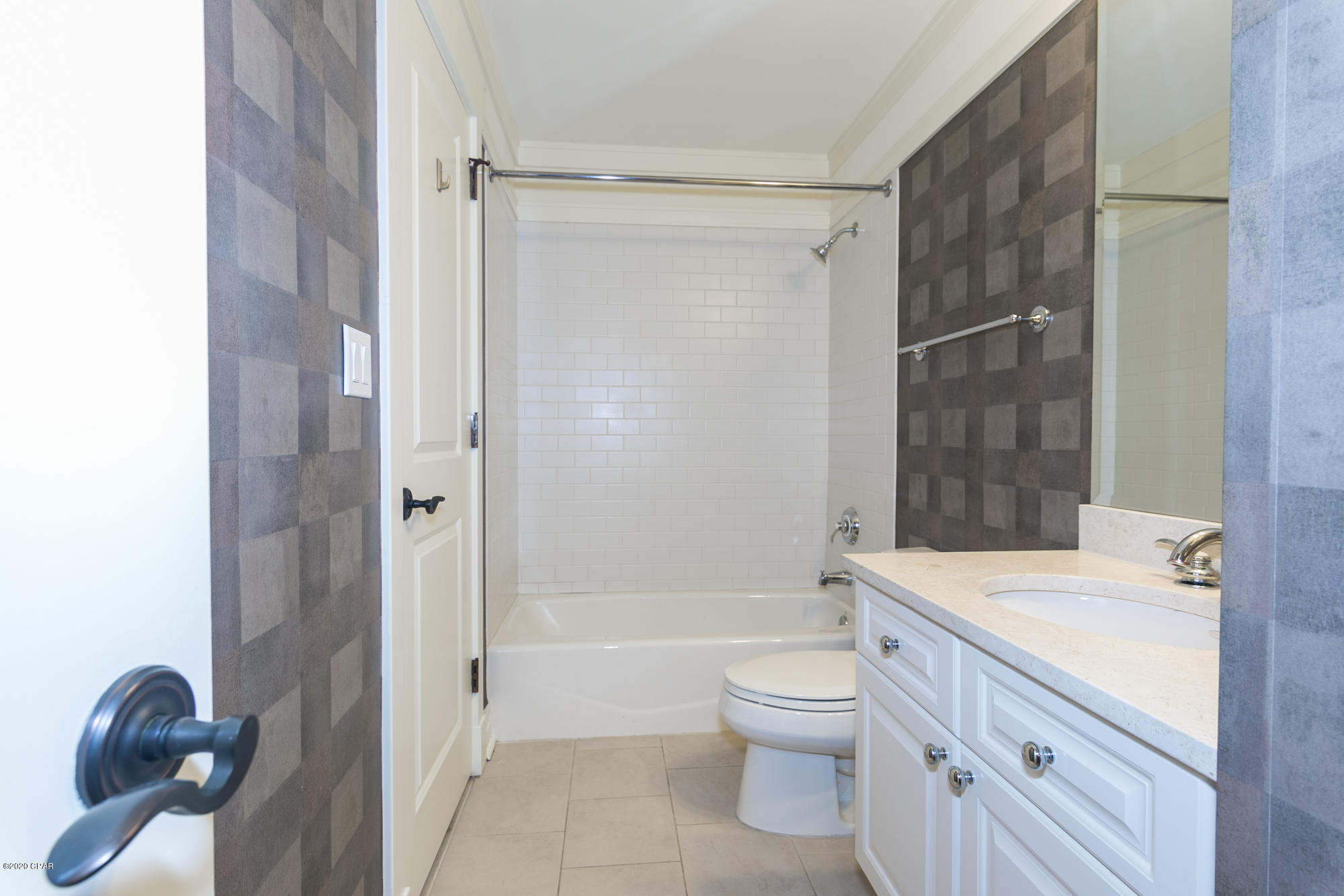 Lakeside Lodge At Prospect Pt - Residential