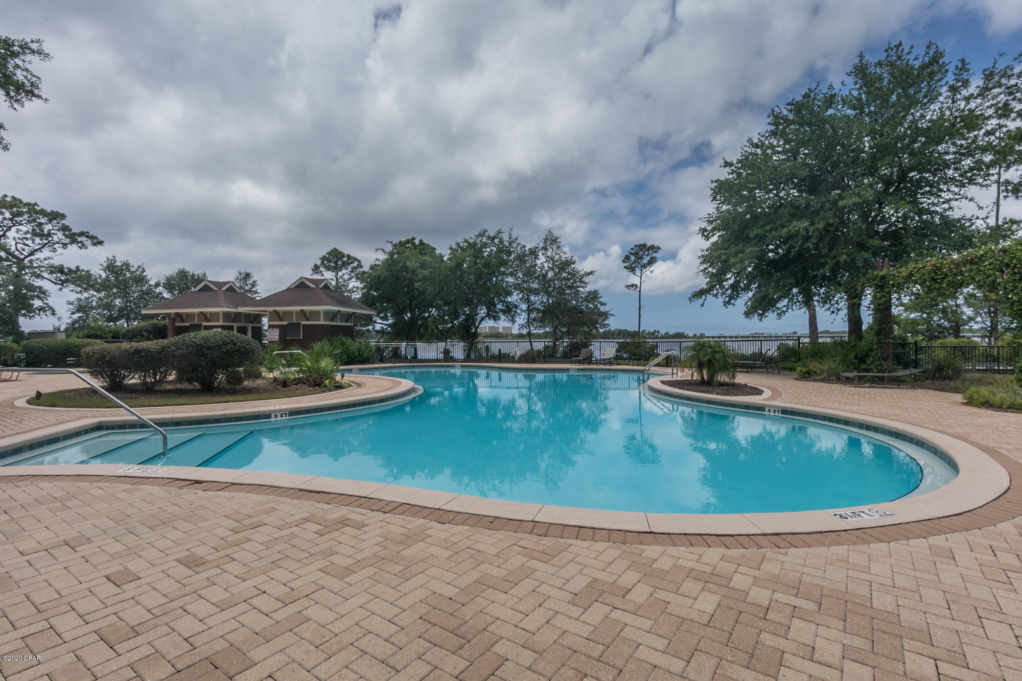 Lakeside Lodge At Prospect Pt - Residential