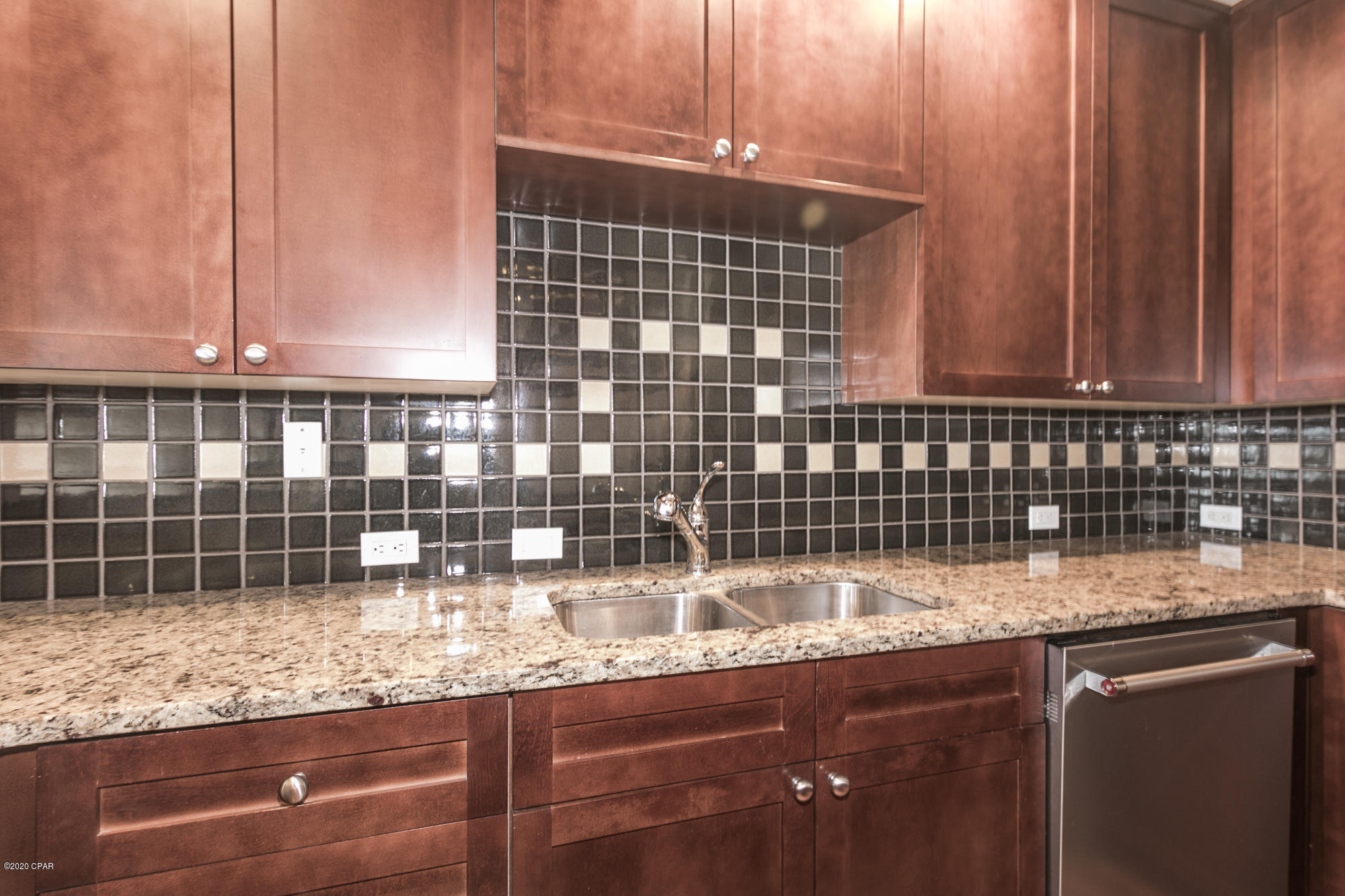 Lakeside Lodge At Prospect Pt - Residential