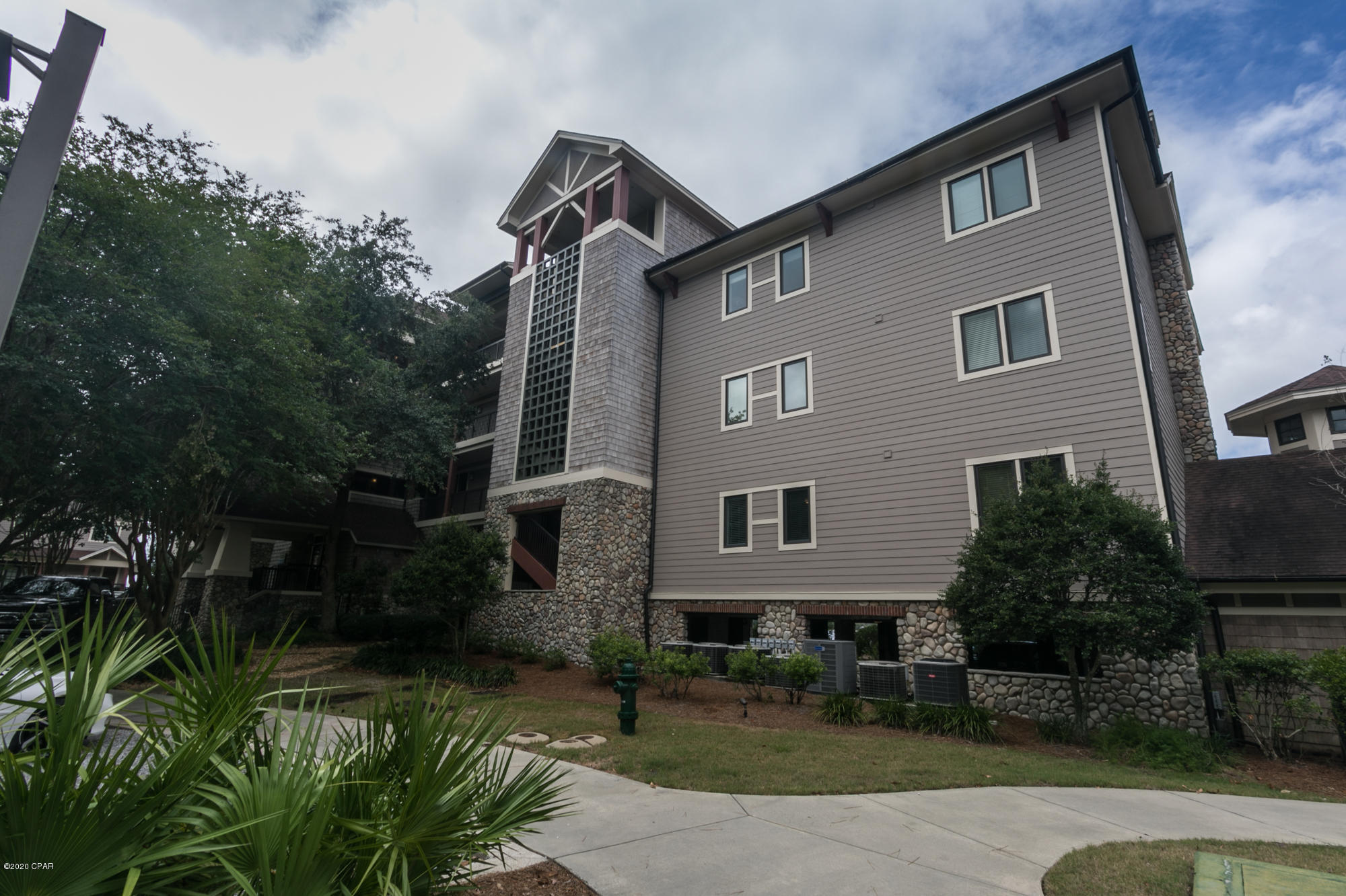 Lakeside Lodge At Prospect Pt - Residential