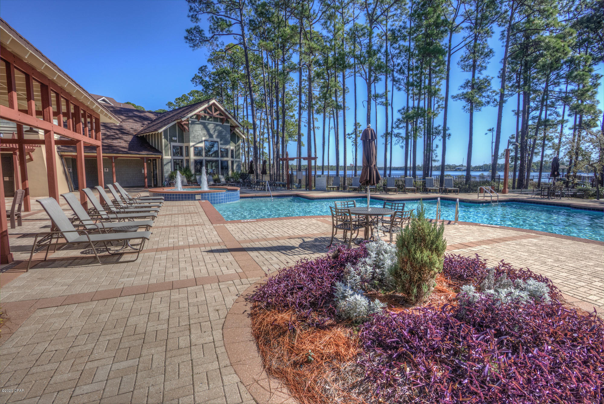 Lakeside Lodge At Prospect Pt - Residential