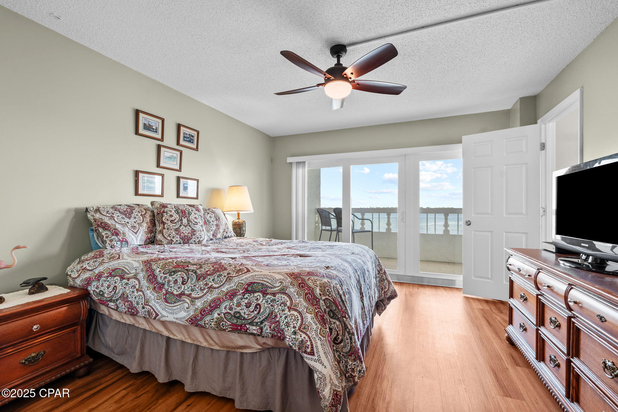 Cove Condominium - Residential