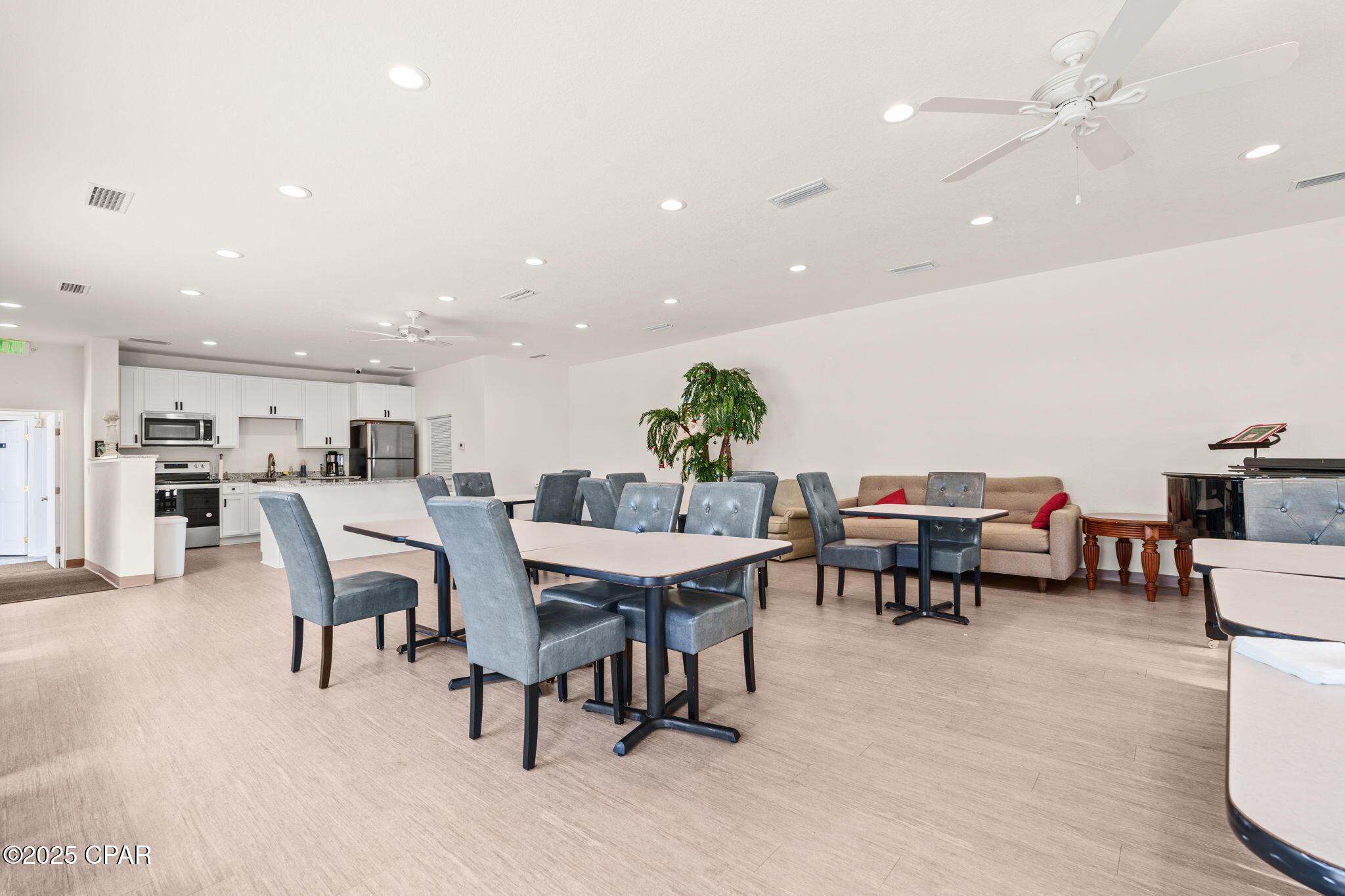 Cove Condominium - Residential