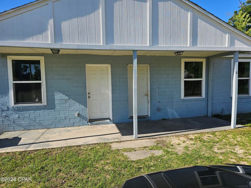 Section 8 accepted on this nice 2 bedroom 1 full bath home with front porch and a back yard & parking. Close to everything, shopping, restaurants, work. If important, all information & measurements should be verified.