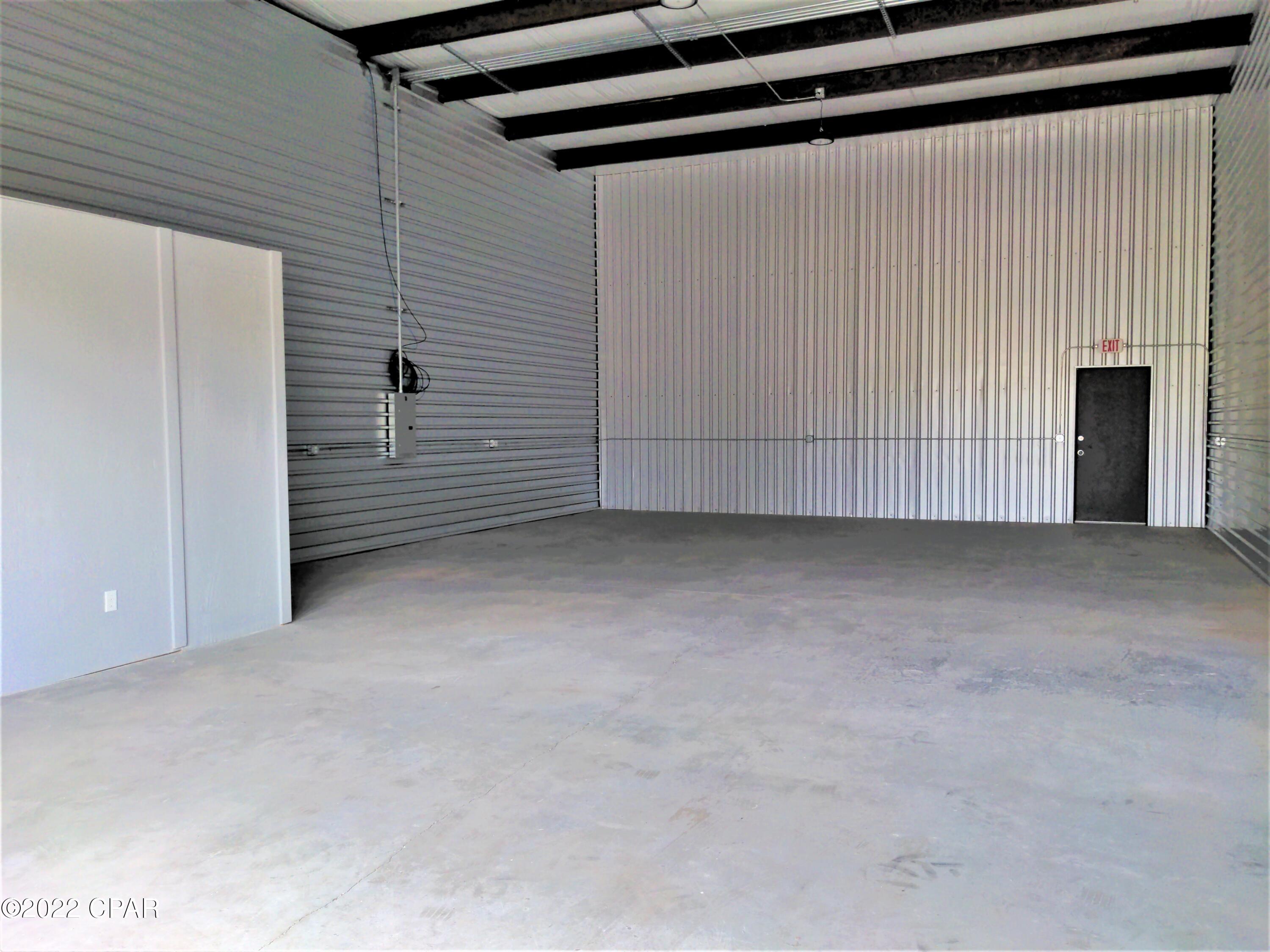 [No Recorded Subdiv] - Commercial Lease