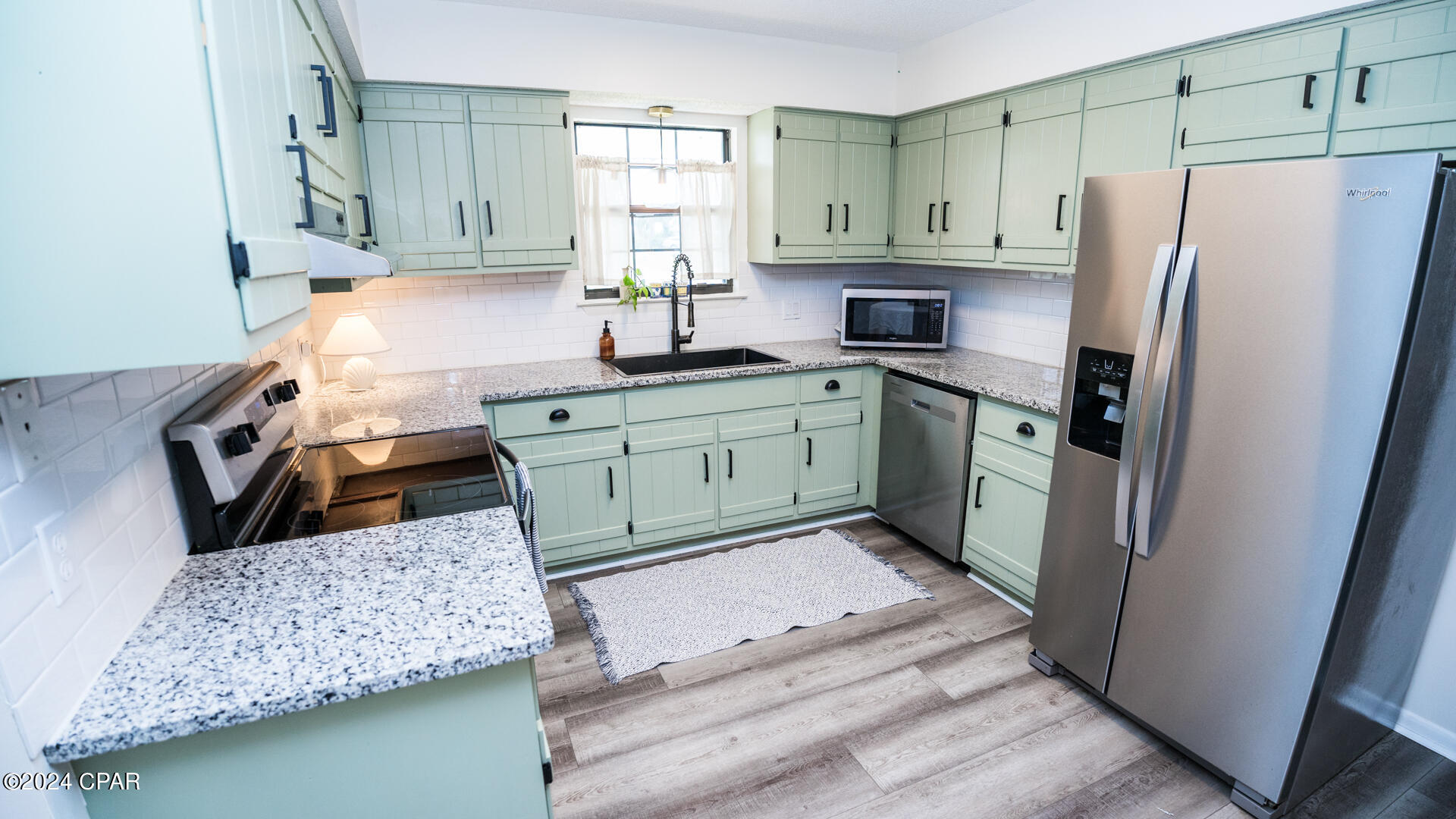 Lynn Haven, Florida 32444, United States, 3 Bedrooms Bedrooms, ,2 BathroomsBathrooms,Residential,Pending,52012