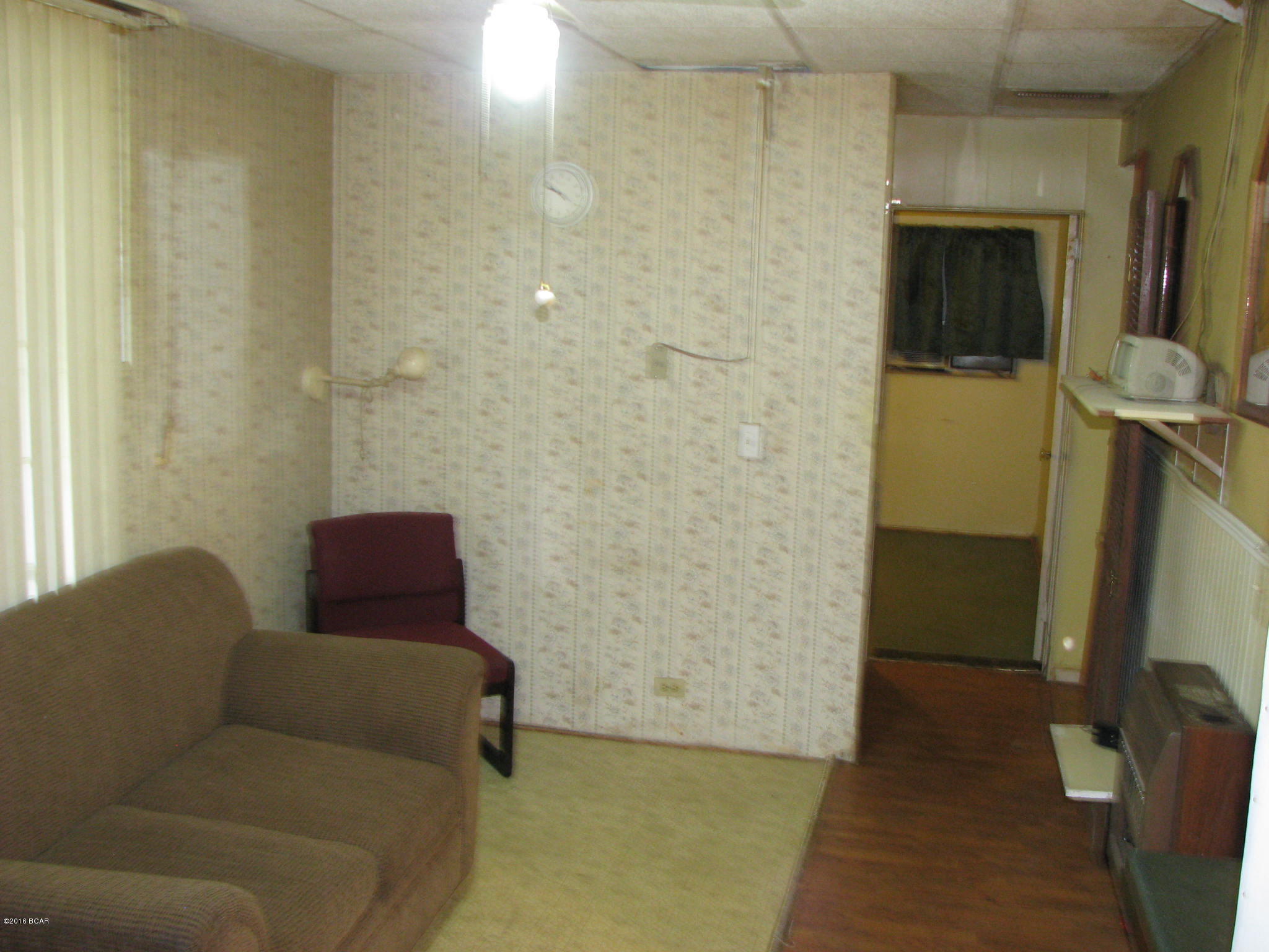 [No Recorded Subdiv] - Residential