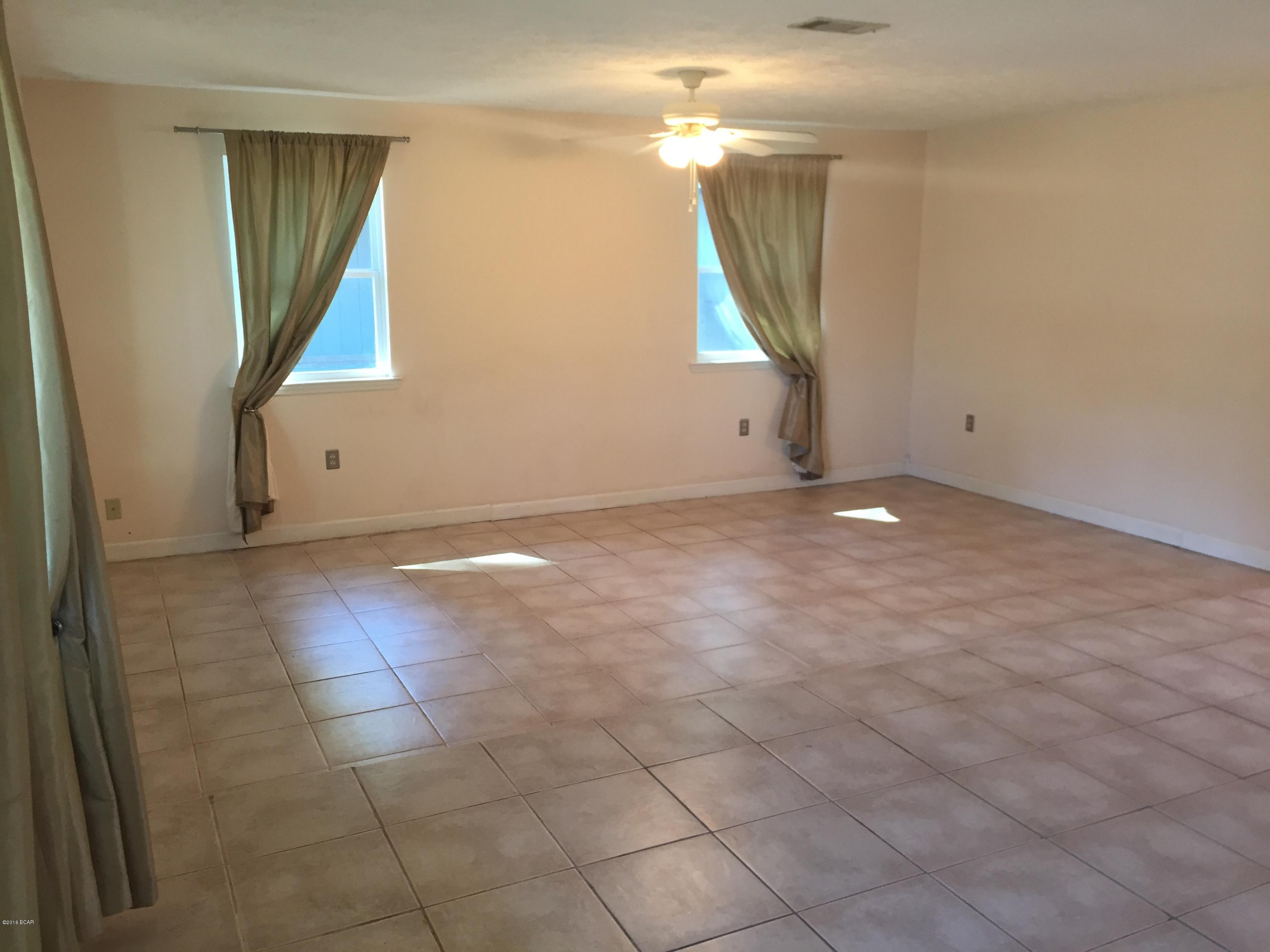 Hentz 1st Add Unit A - Residential