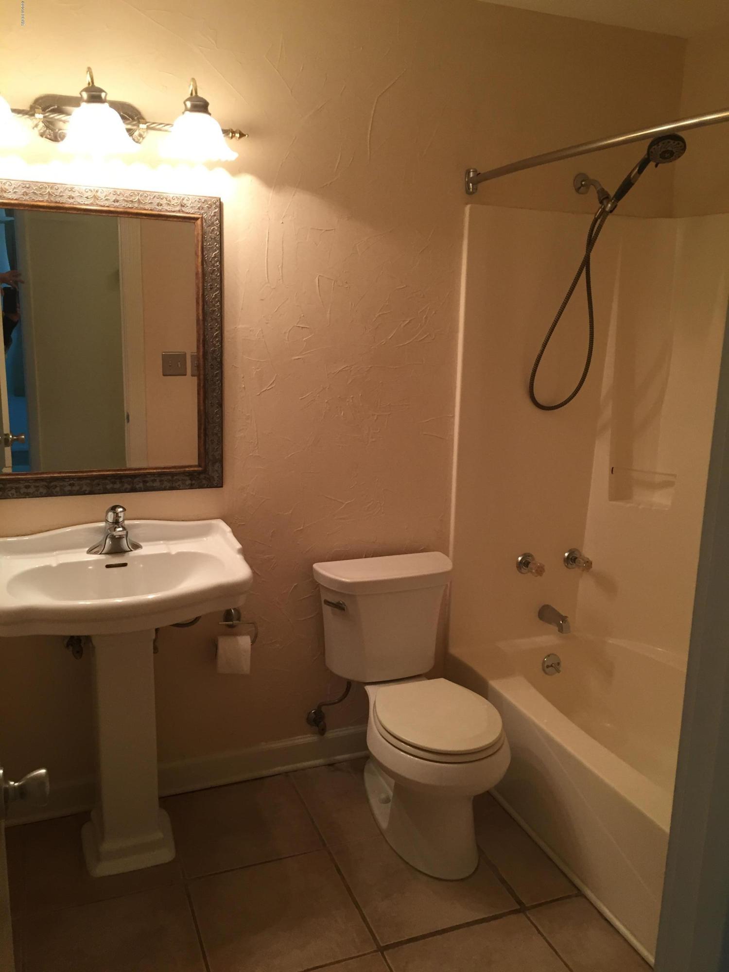 Hentz 1st Add Unit A - Residential