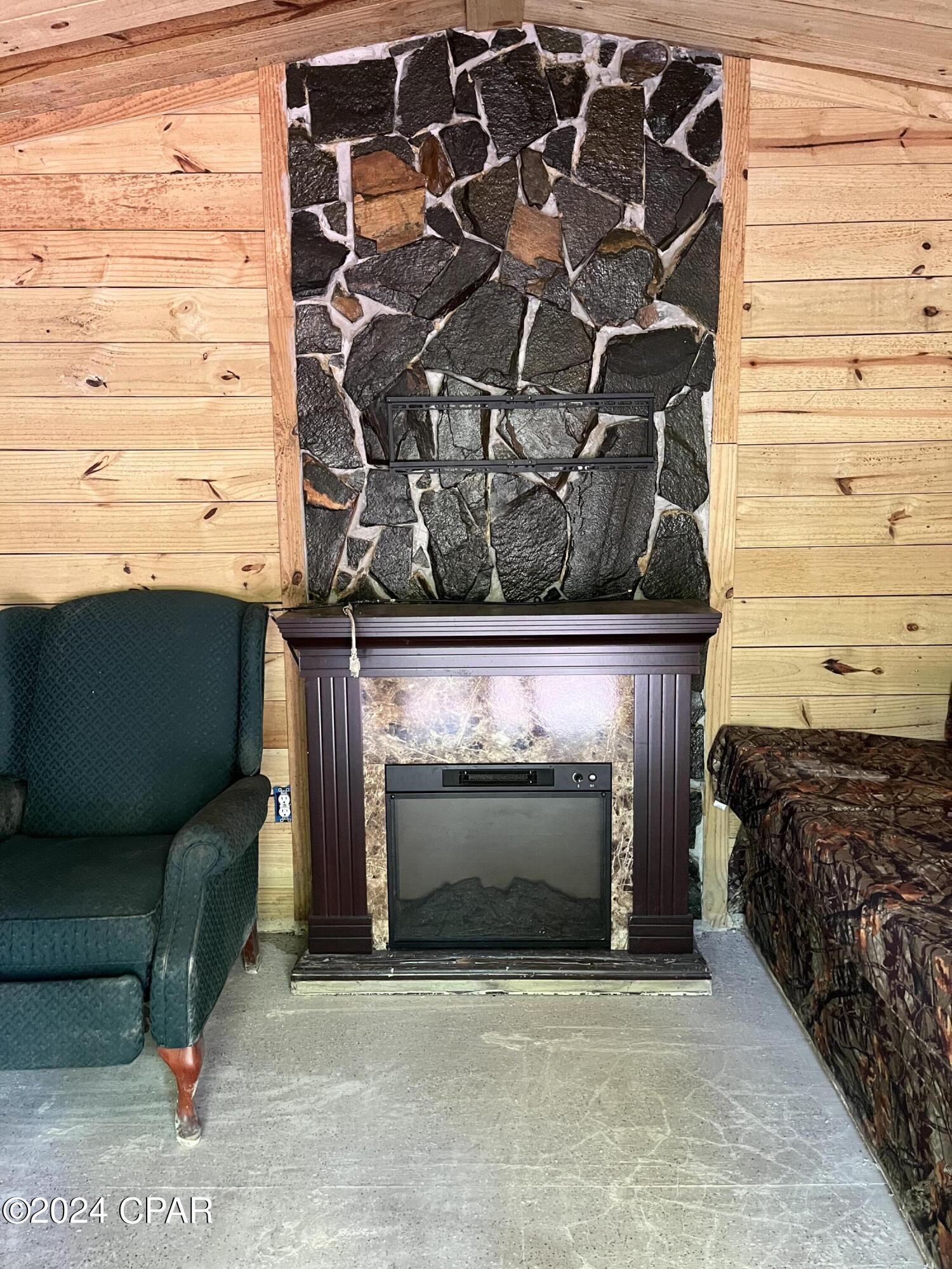 [No Recorded Subdiv] - Land