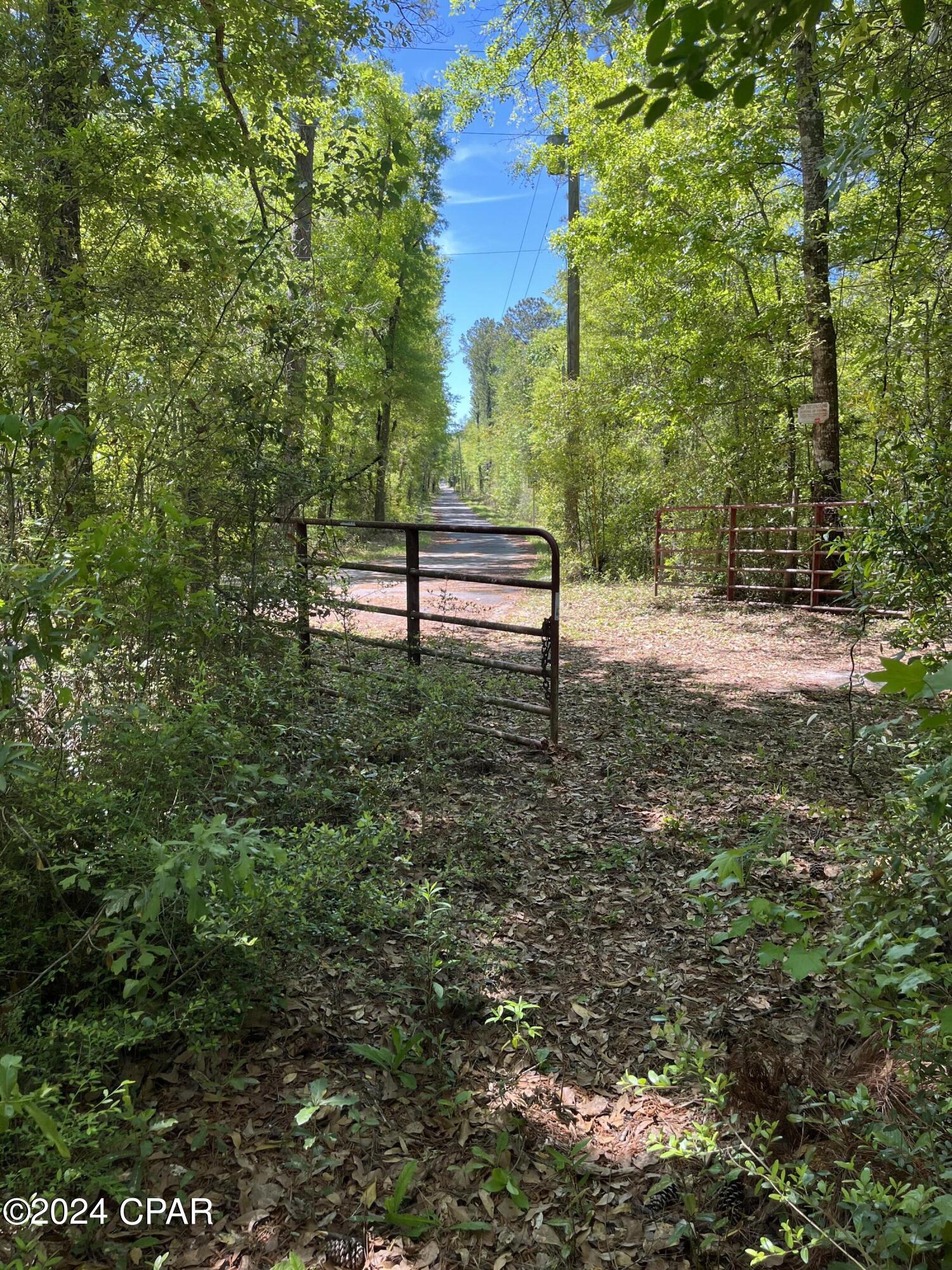 [No Recorded Subdiv] - Land