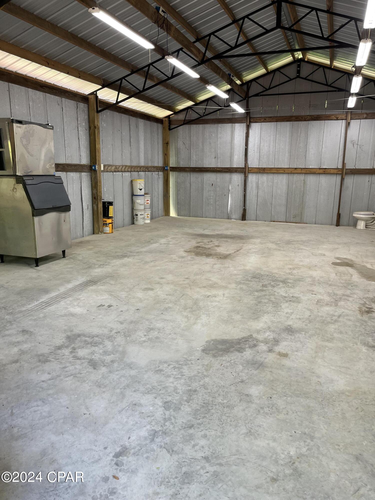 [No Recorded Subdiv] - Land