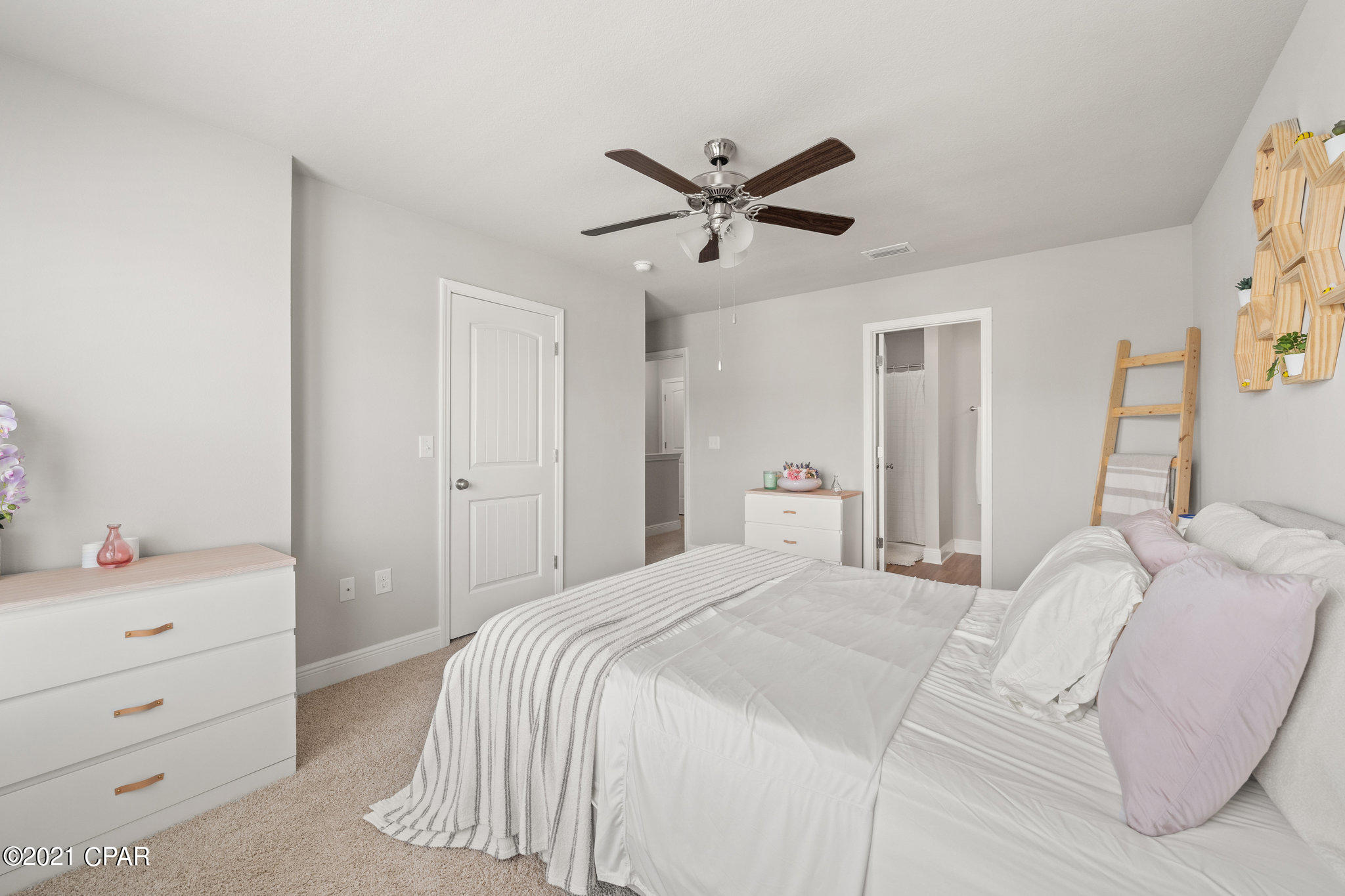 Sentinel Point - Residential