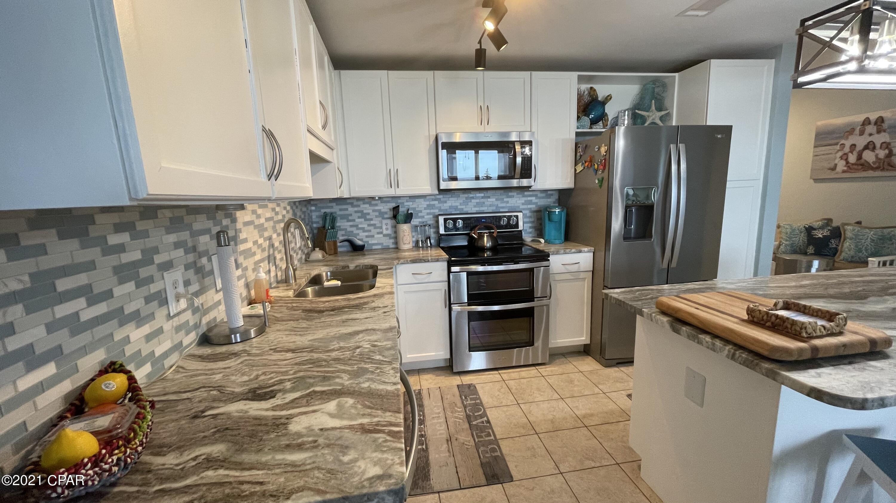 Laketown Wharf - Residential