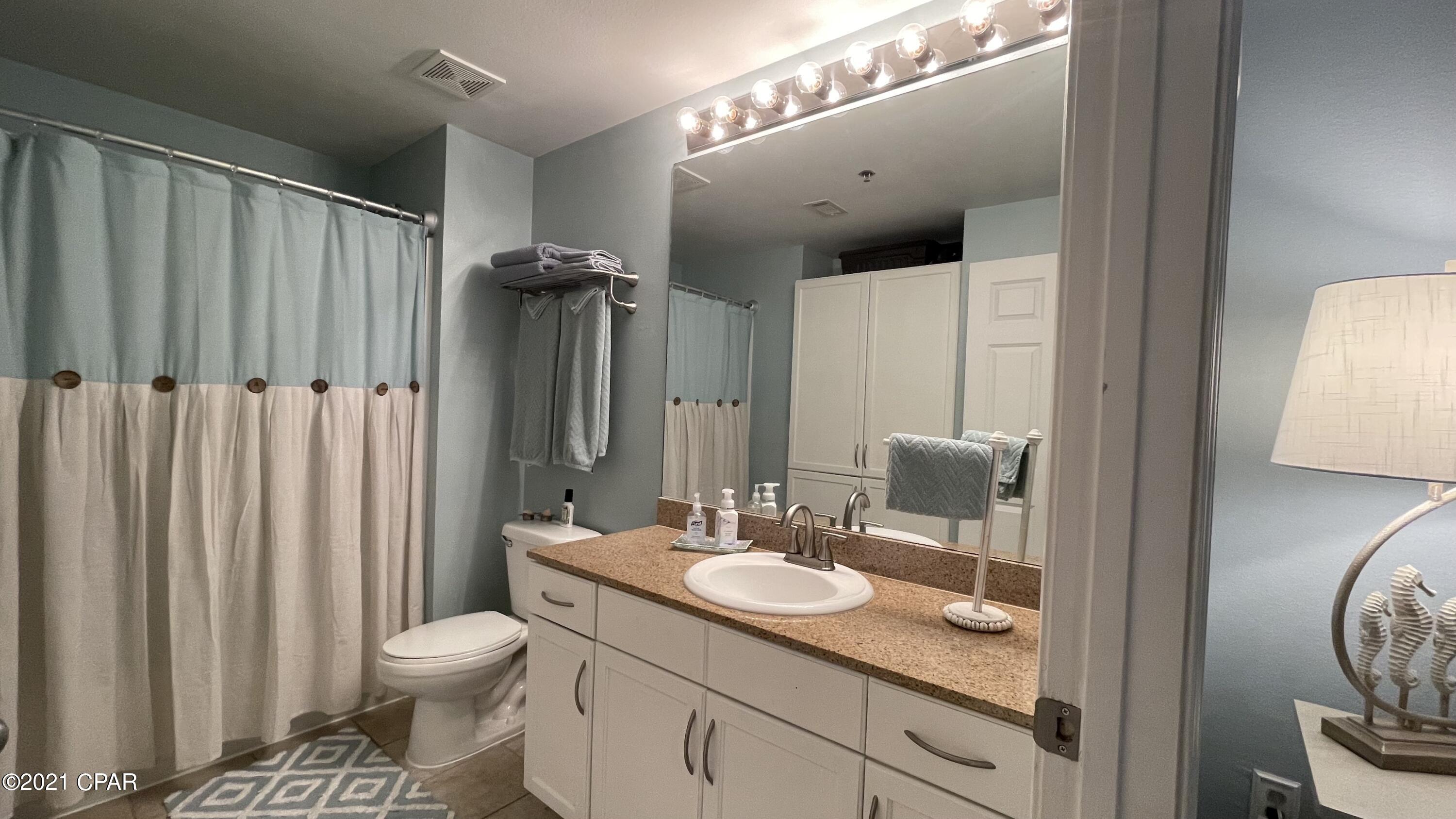 Laketown Wharf - Residential