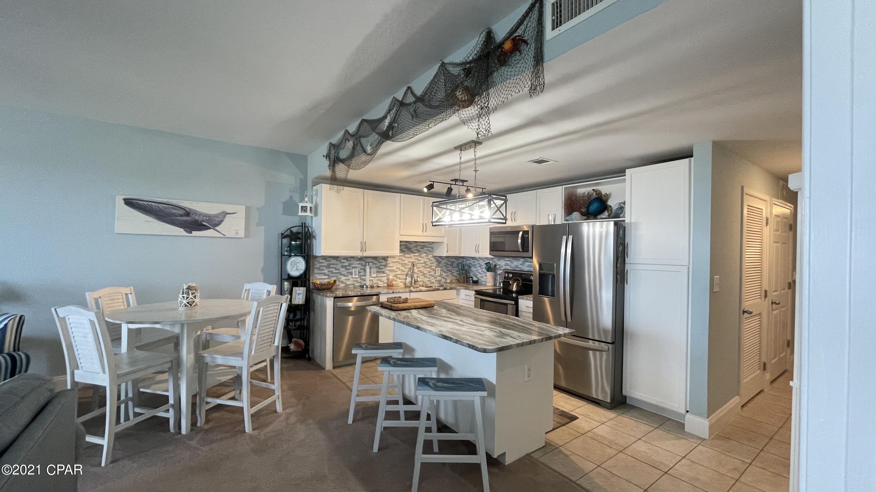 Laketown Wharf - Residential