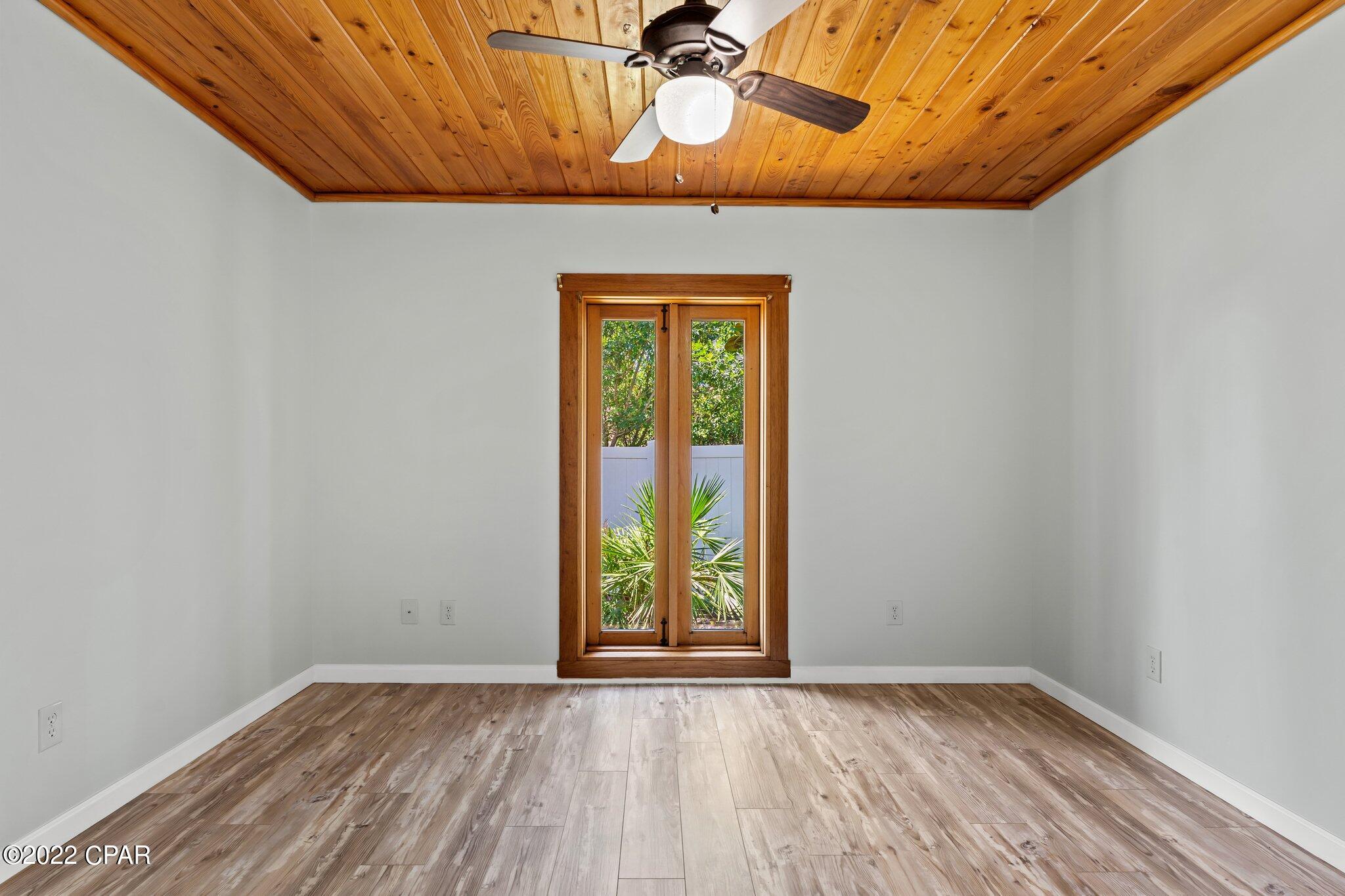 El Centro Beach - Commercial Sale