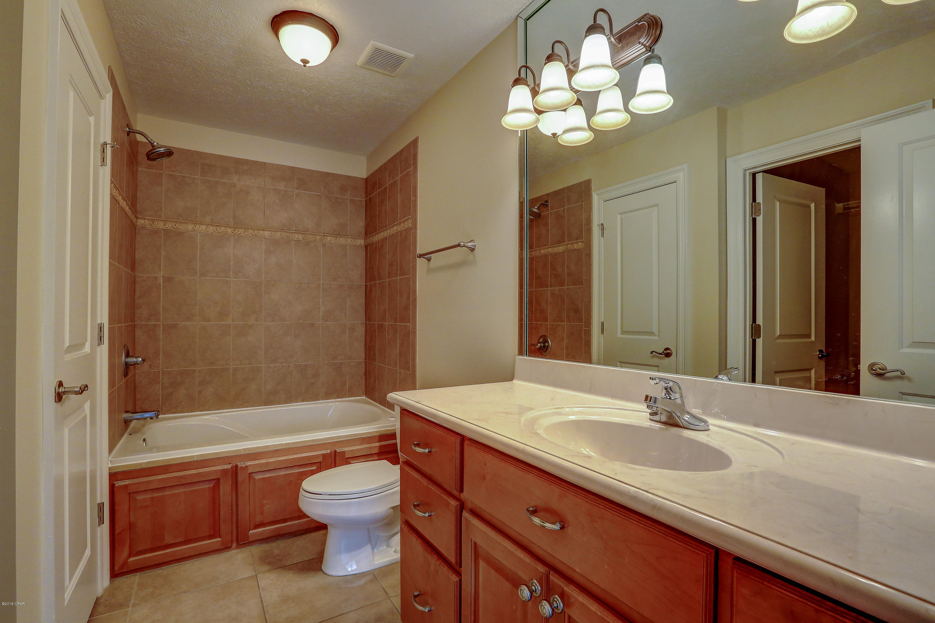 Ashlee Manor - Residential