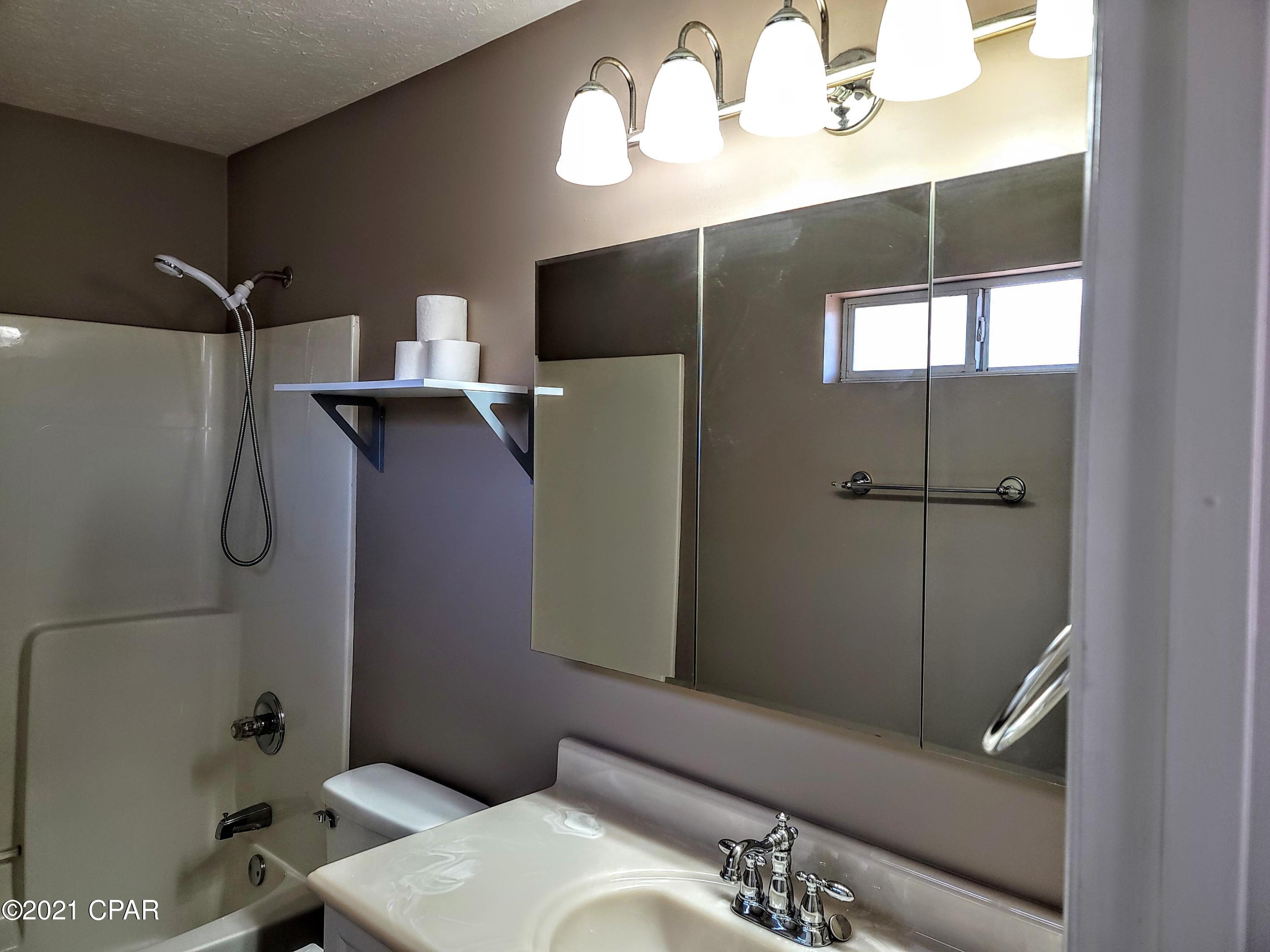 Venetian Villa - Residential Lease