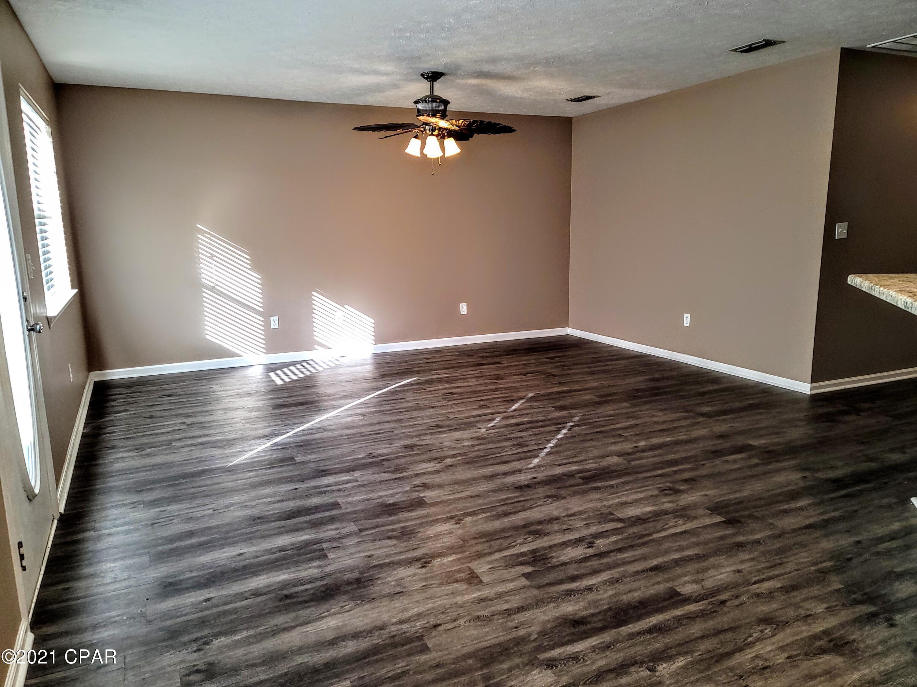 Venetian Villa - Residential Lease