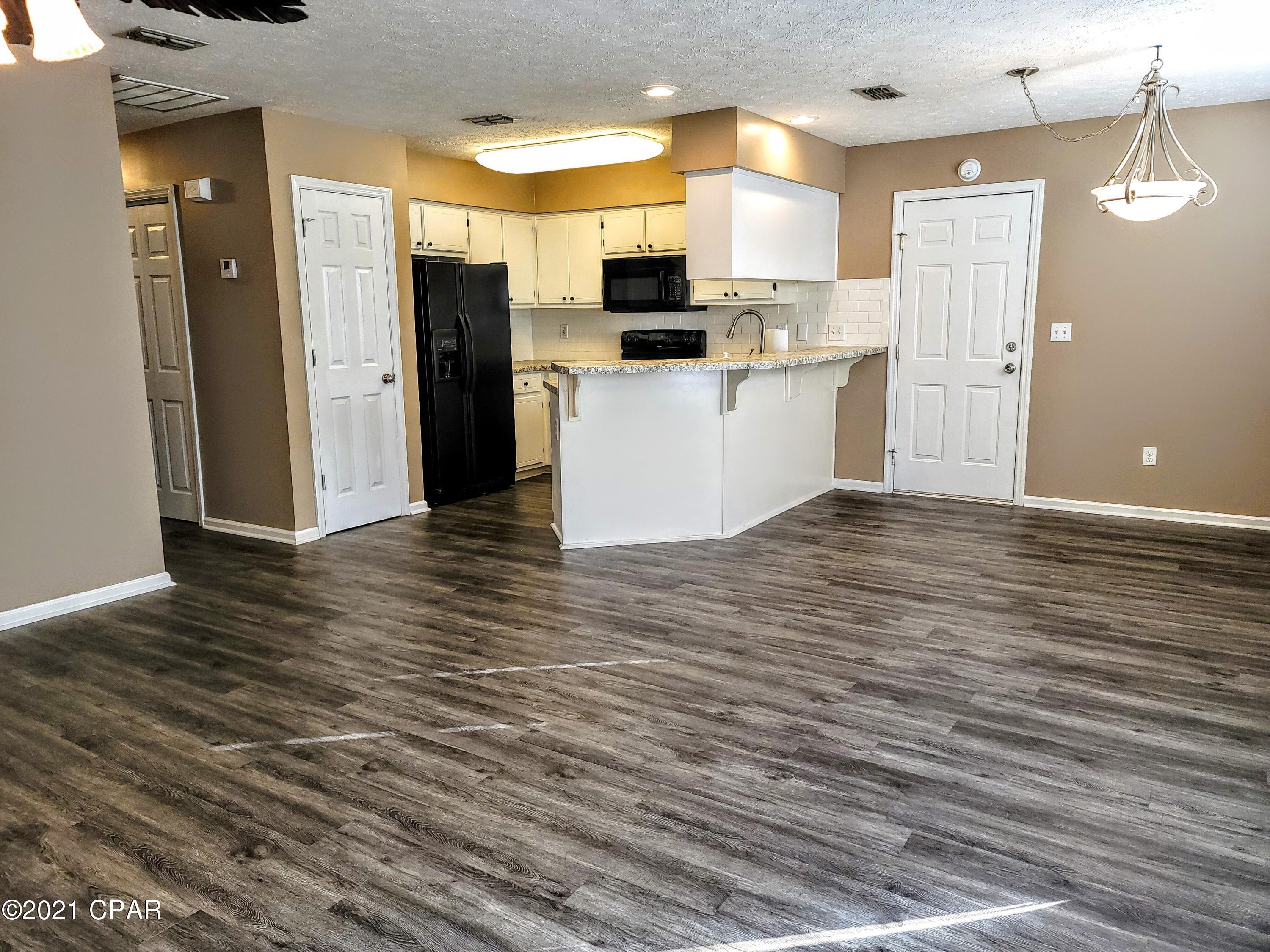 Venetian Villa - Residential Lease