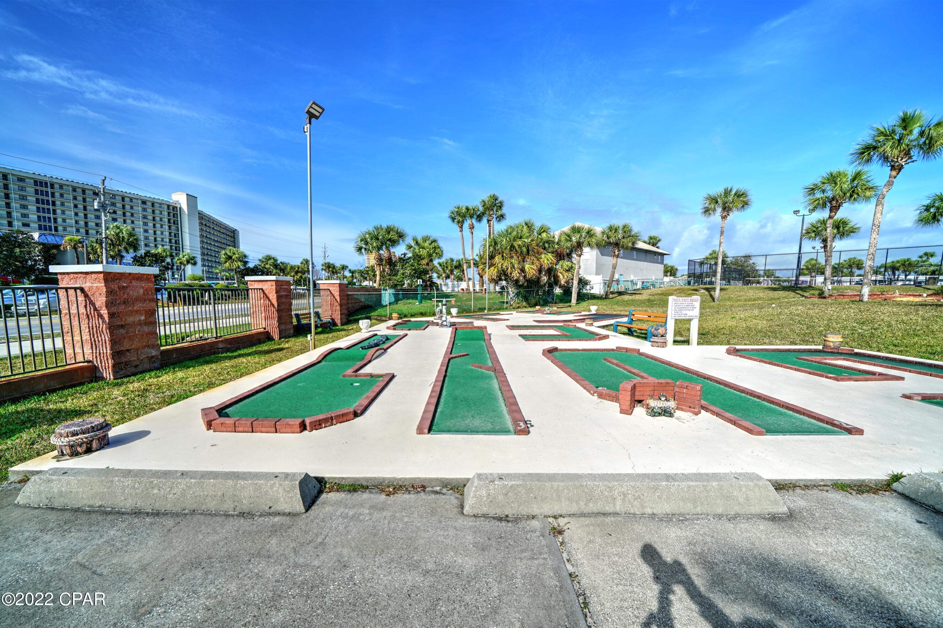 Venture Out Travel Trail - Land