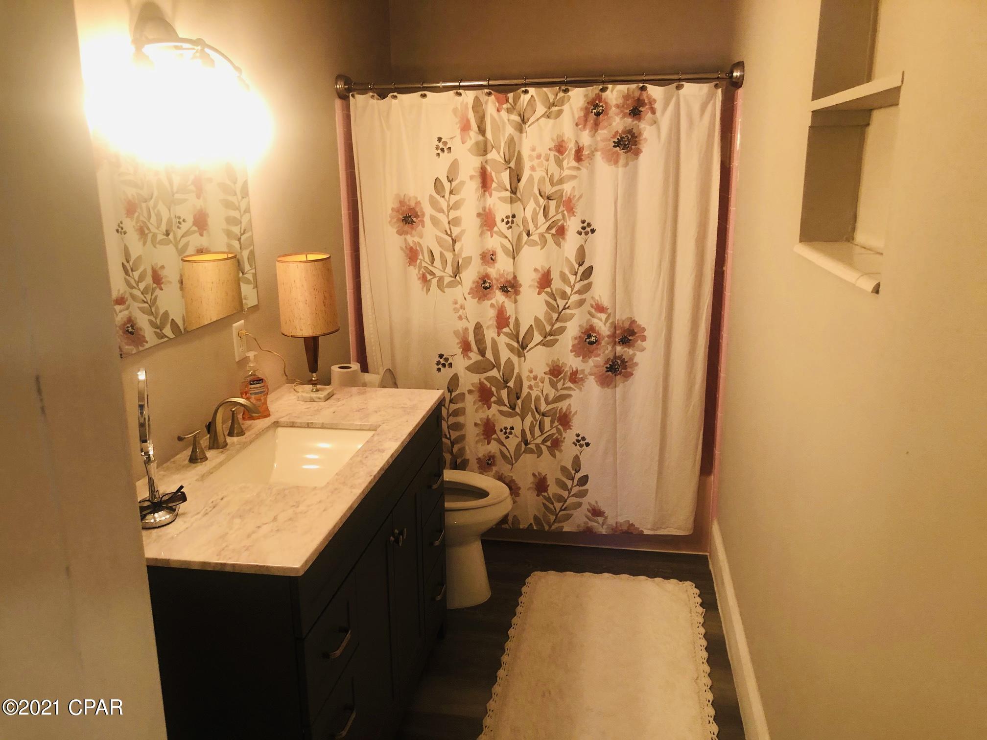 Woodlawn Unit 2 - Residential