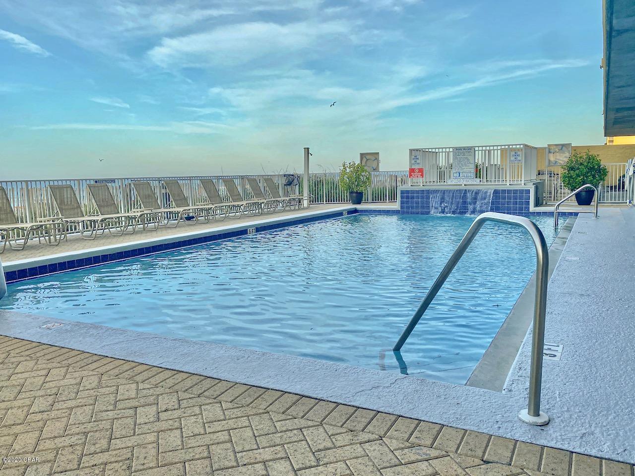 Emerald Isle - Residential