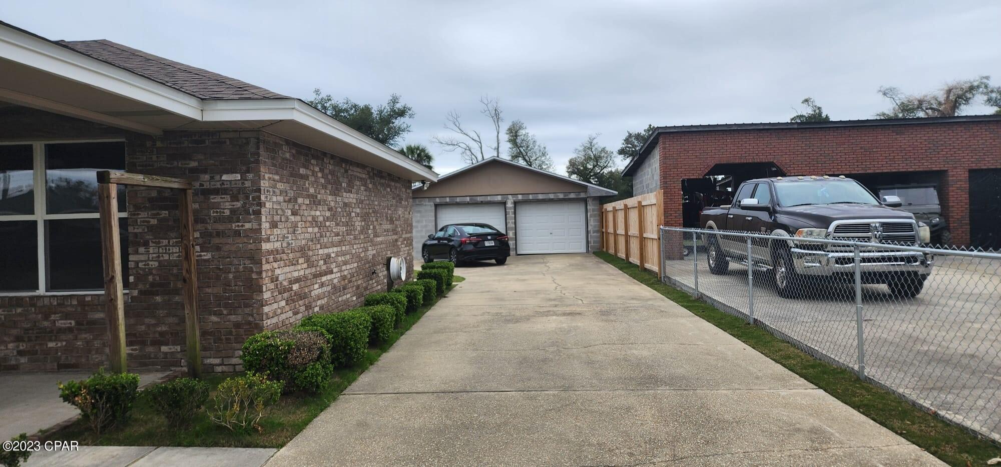 [No Recorded Subdiv] - Residential