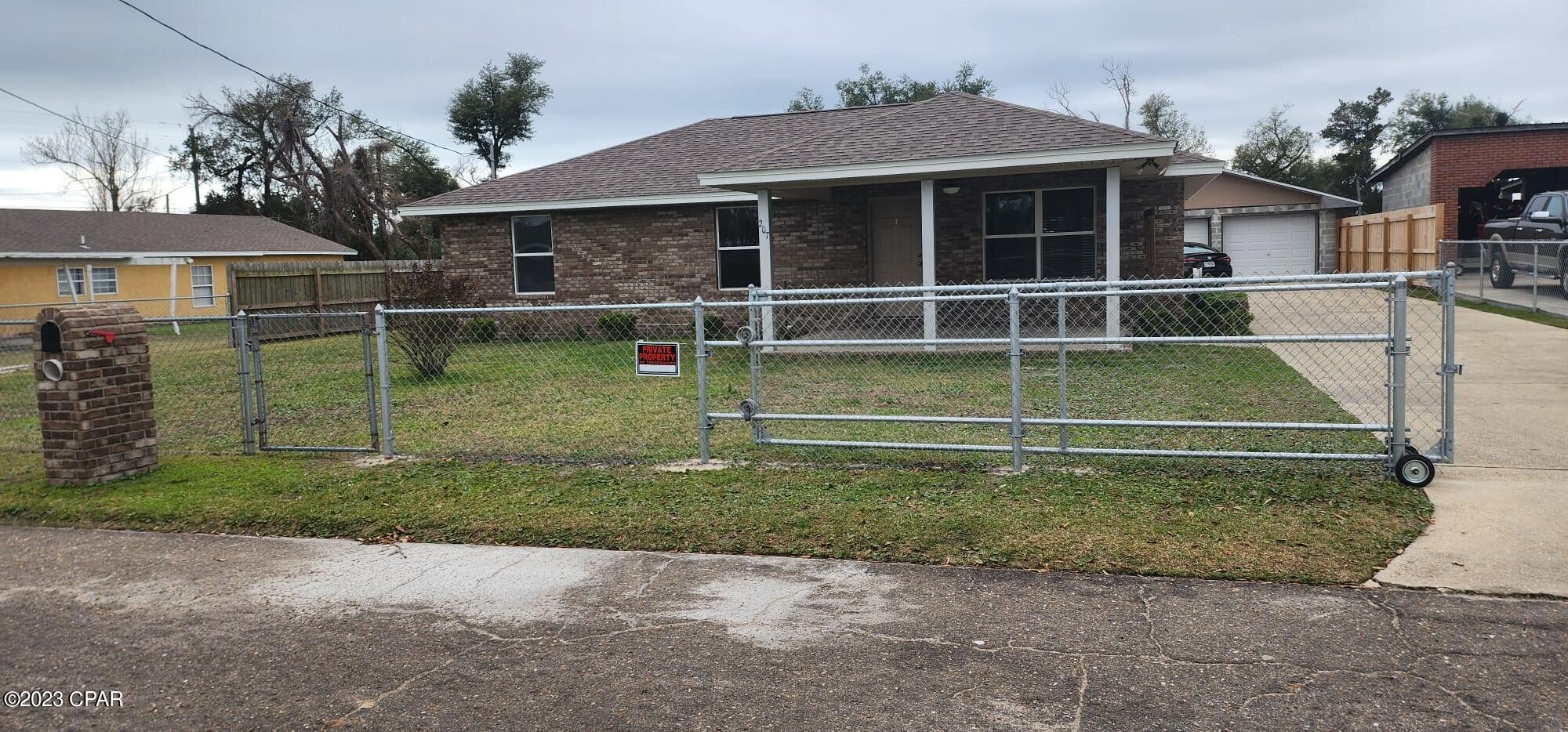 [No Recorded Subdiv] - Residential