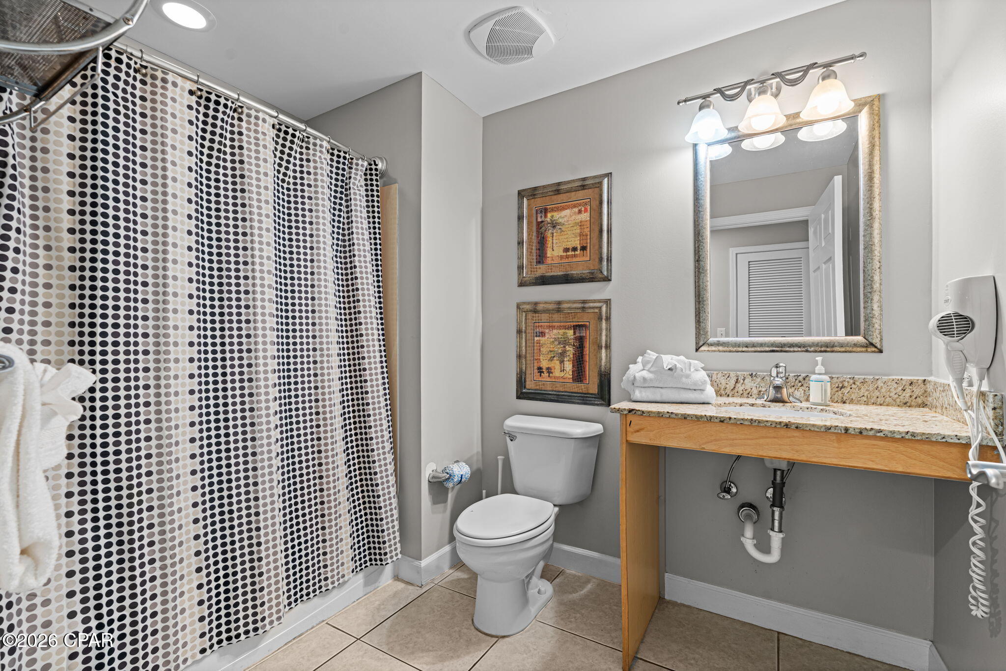 Splash Condo - Residential