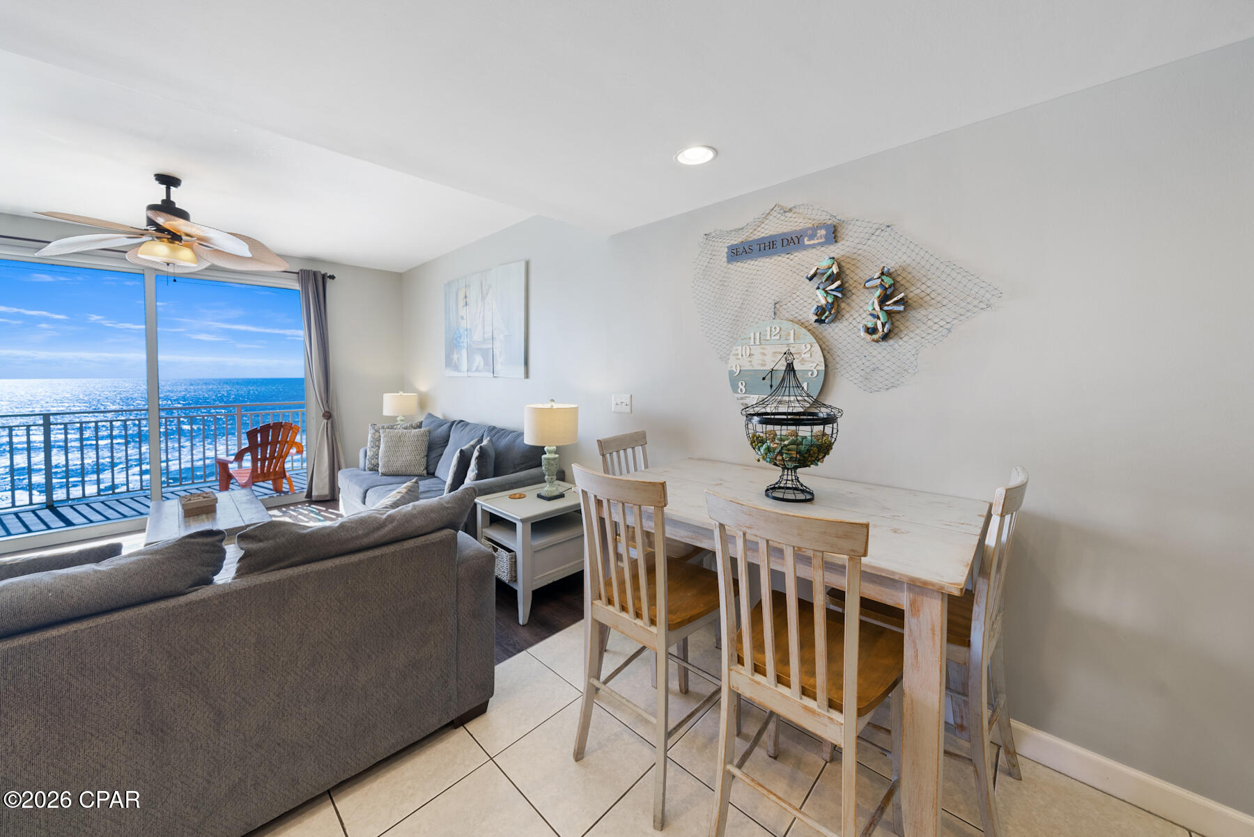 Splash Condo - Residential