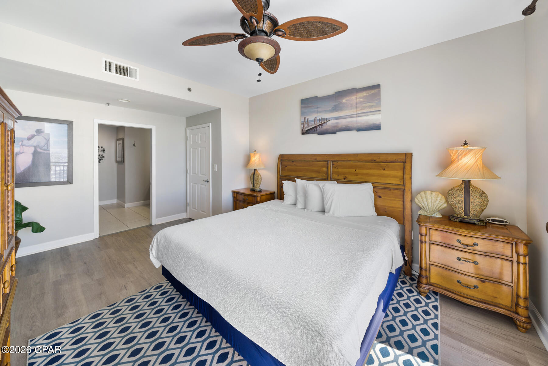 Splash Condo - Residential