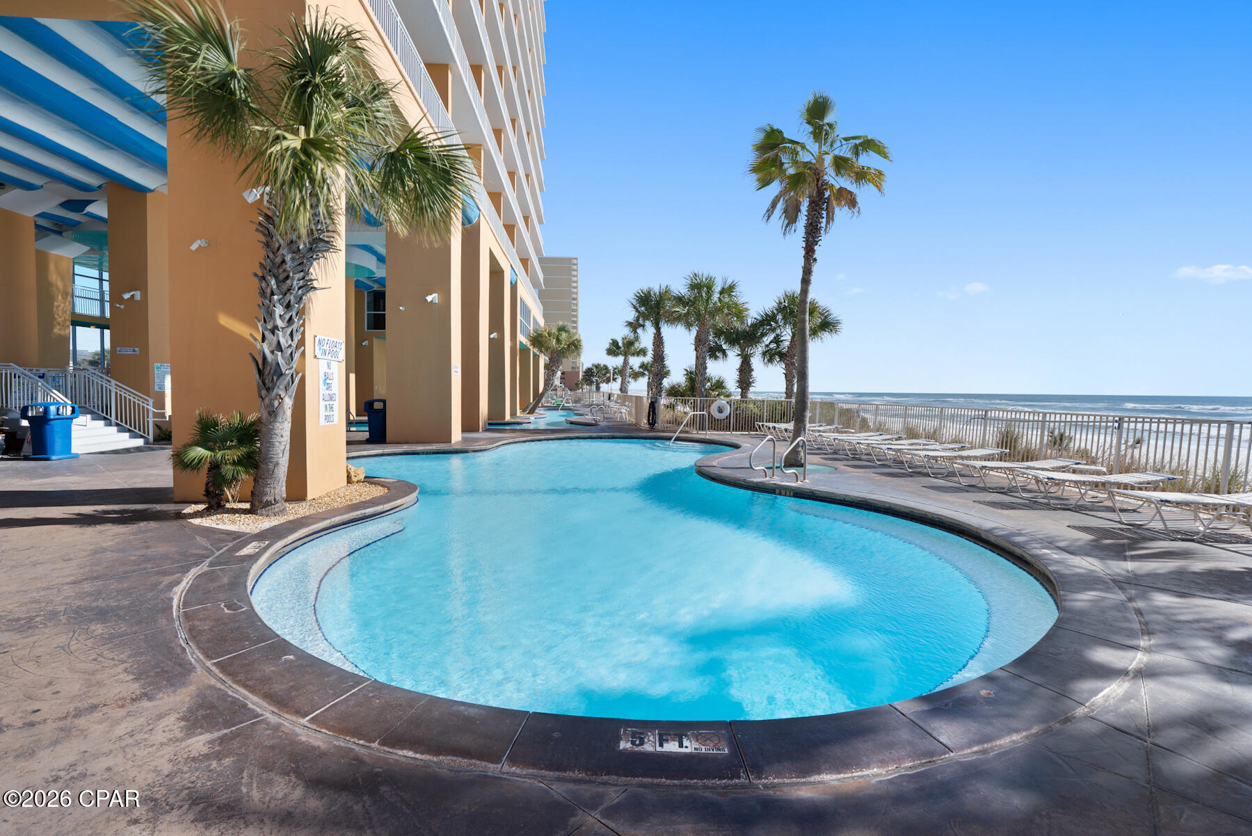 Splash Condo - Residential