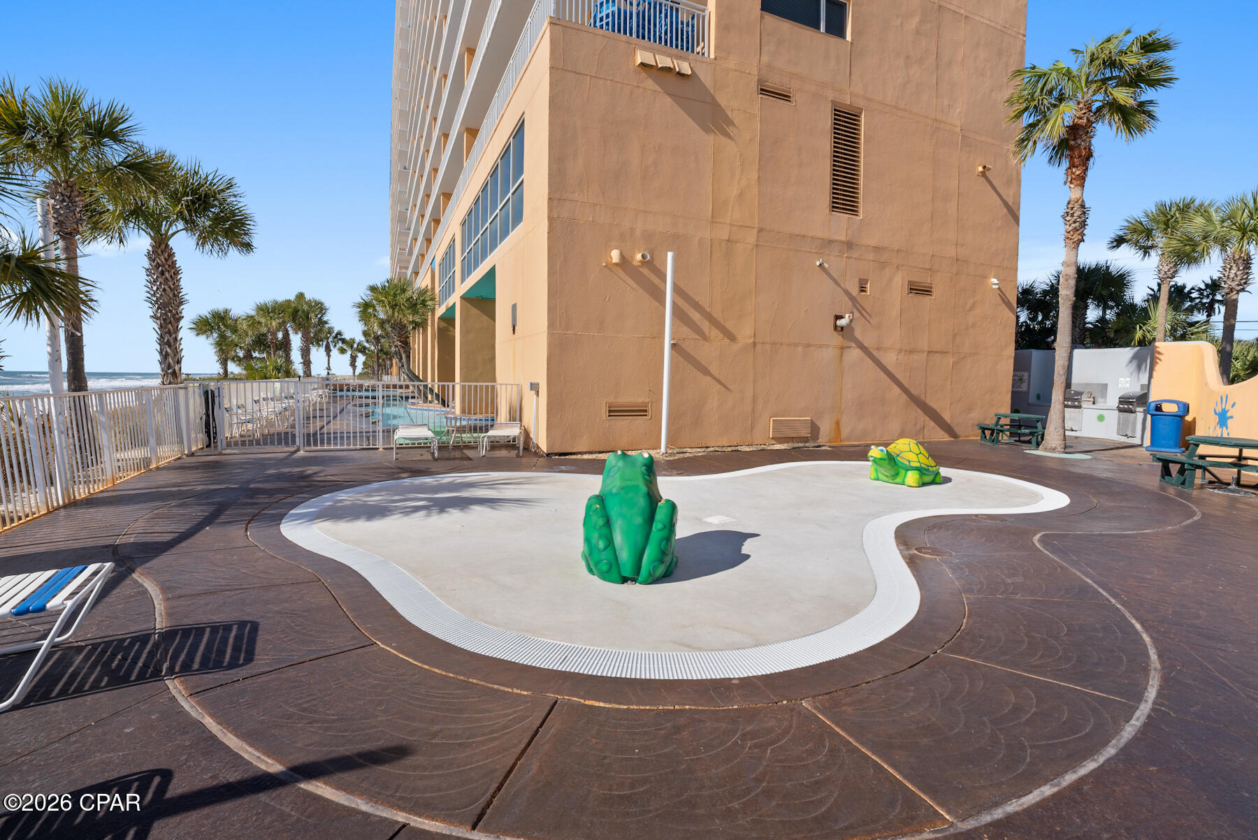 Splash Condo - Residential