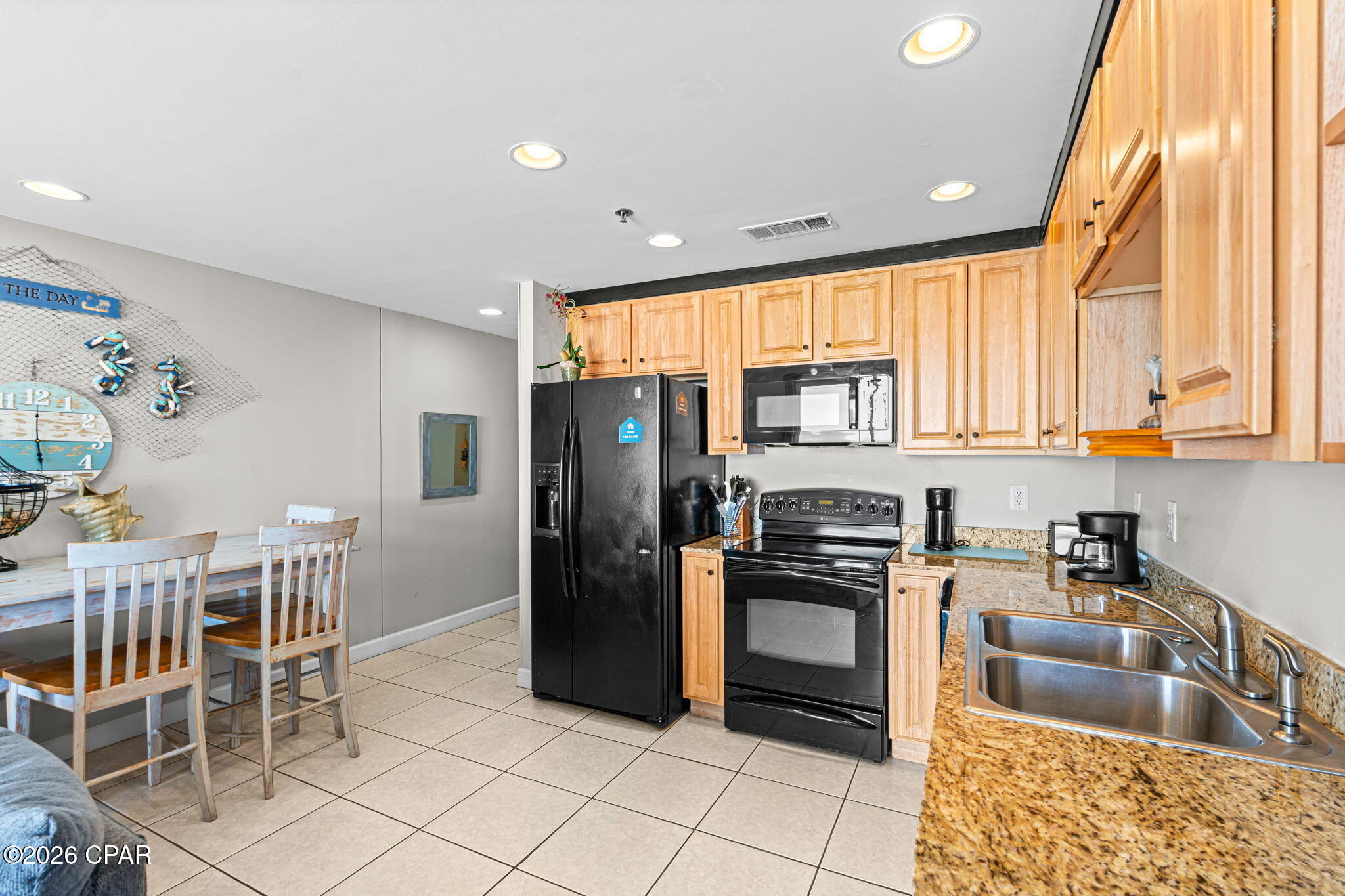 Splash Condo - Residential