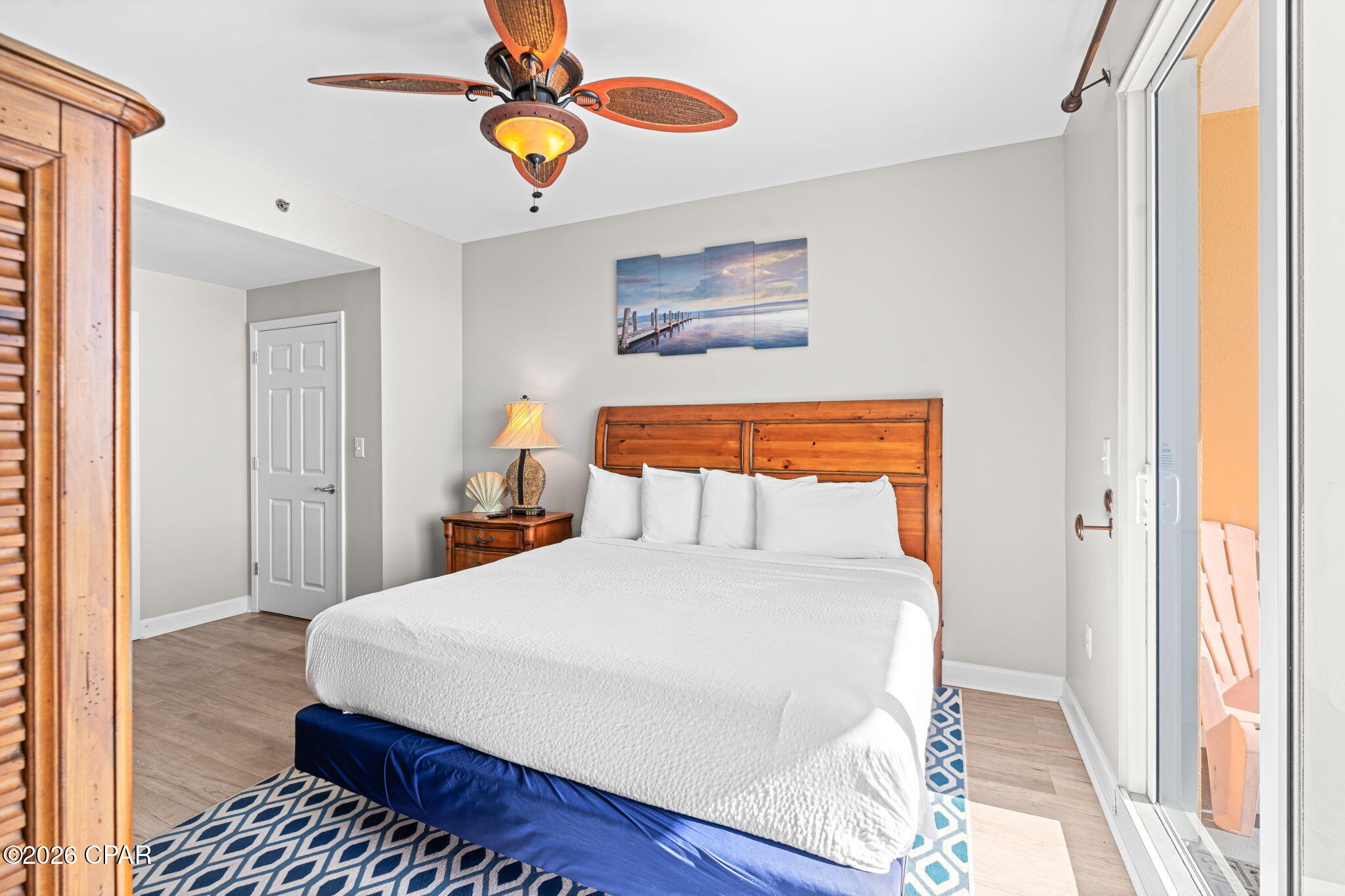 Splash Condo - Residential