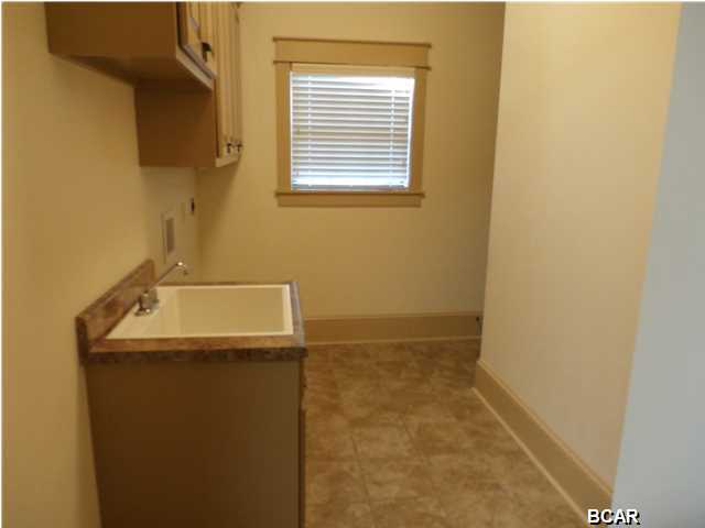 Hawks Landing - Residential Lease